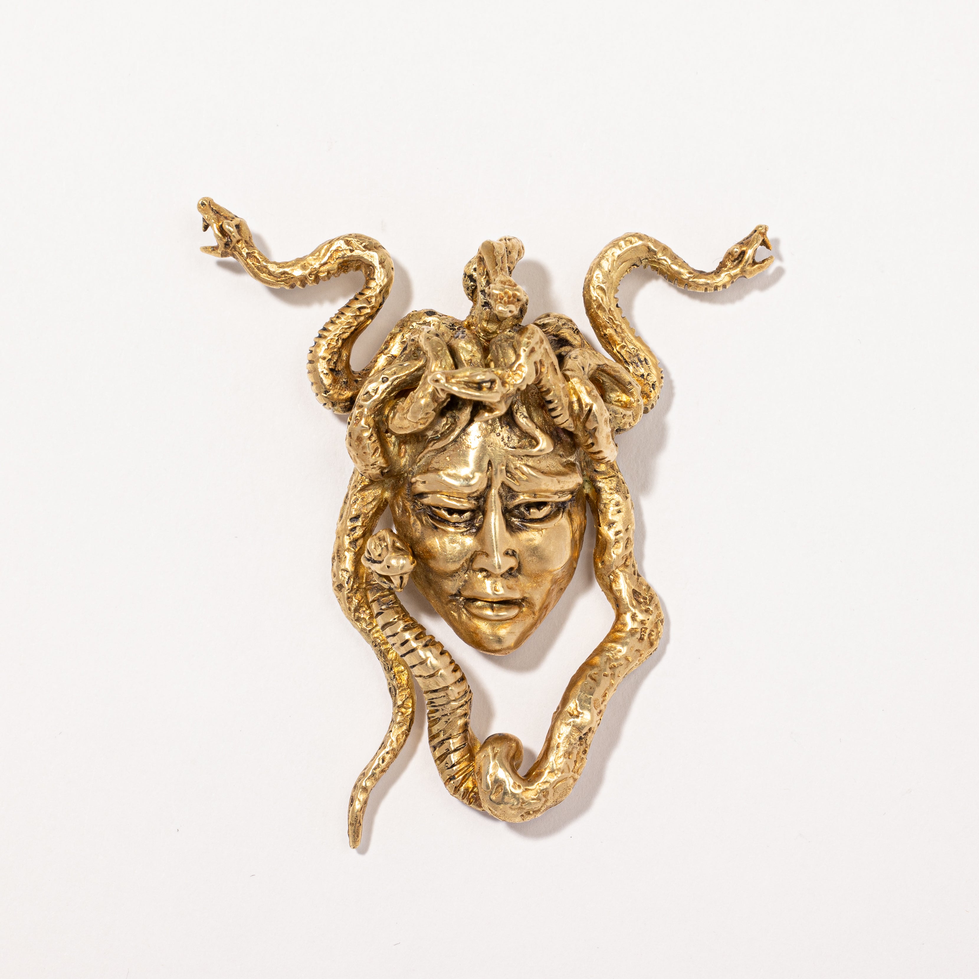 16k Gold Medusa Head Pendant