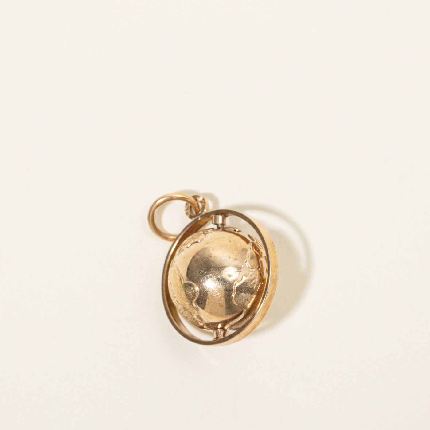 10k Yellow Gold Globe Charm