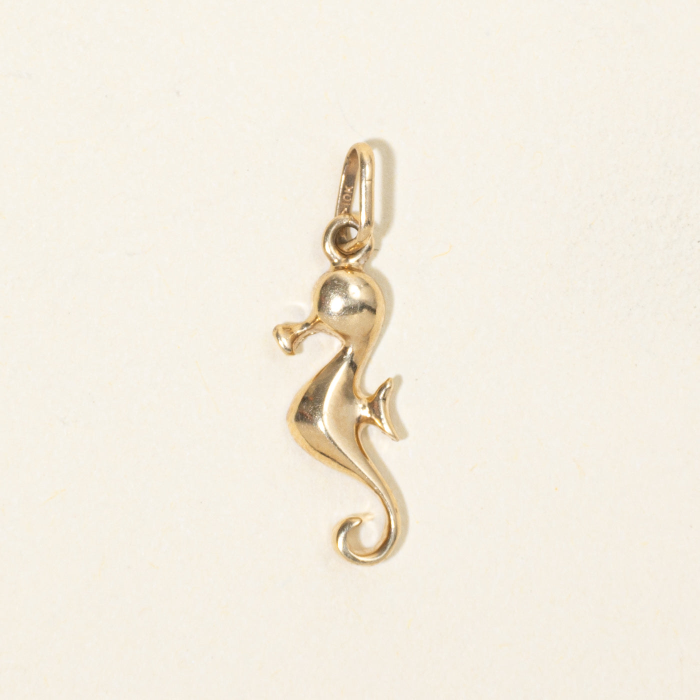 10k Yellow Gold Seahorse Charm