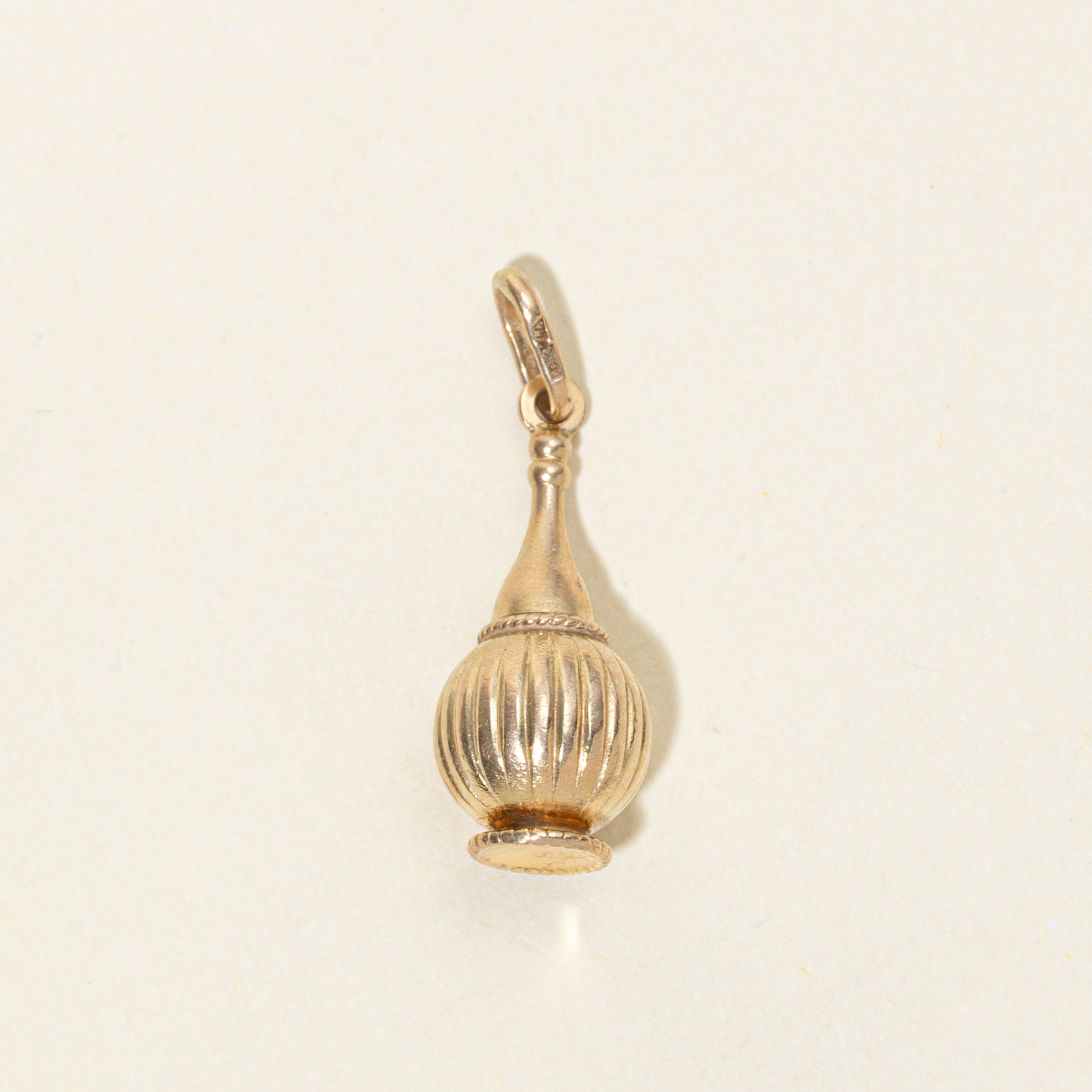 10k Yellow Gold Chianti Wine Bottle Charm