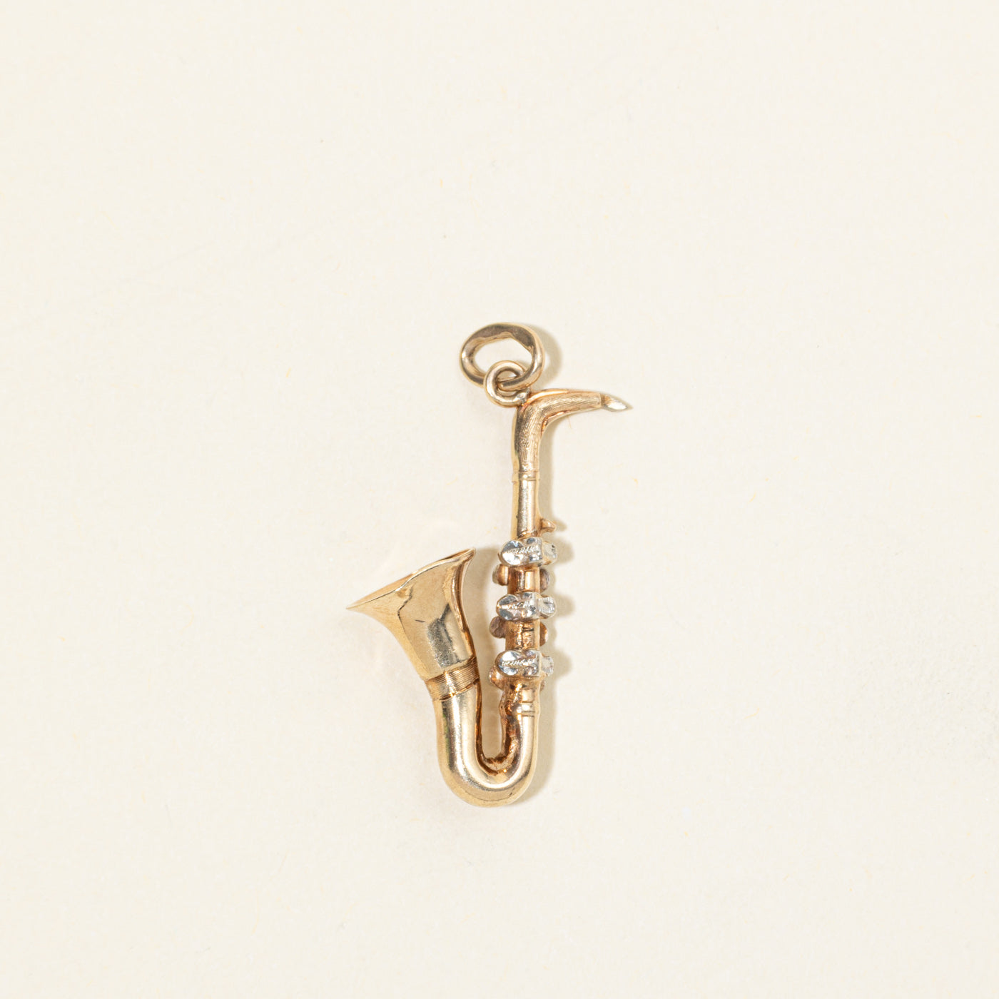 10k Yellow Gold Saxaphone Charm