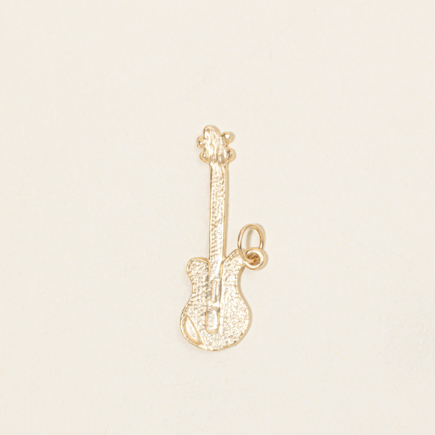 Breloque guitare en or jaune 10 carats