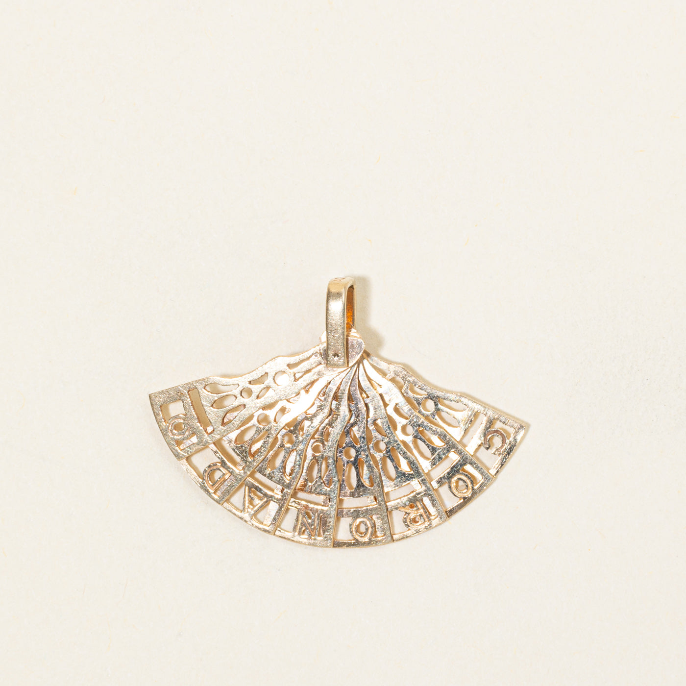 14k Yellow Gold "Coronado" Fan Charm