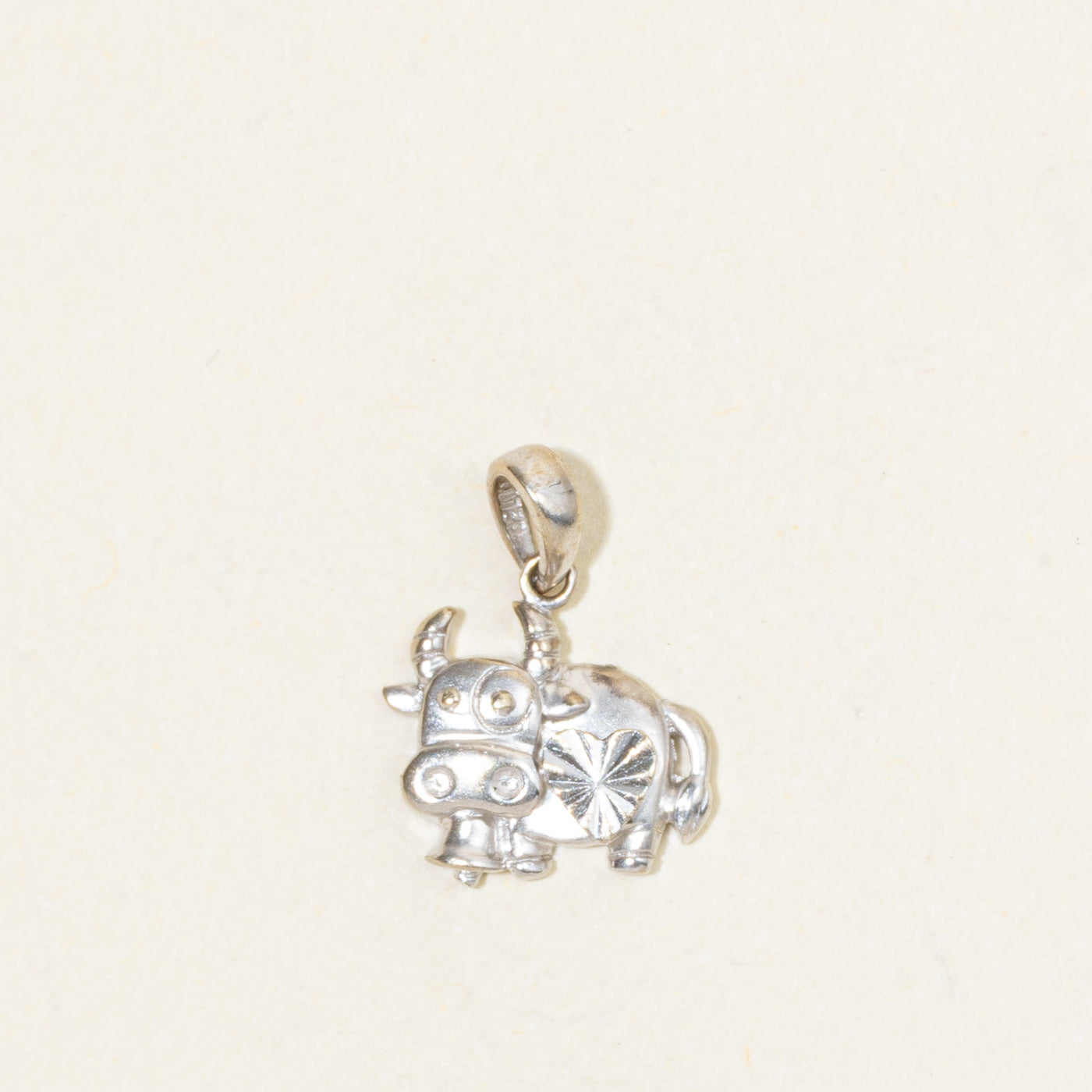18k White Gold Cow With Heart Charm