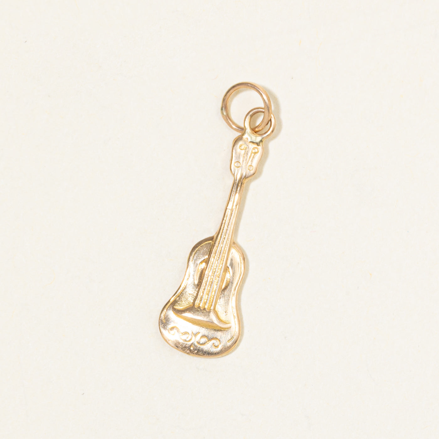 18k Yellow Gold Guitar Charm