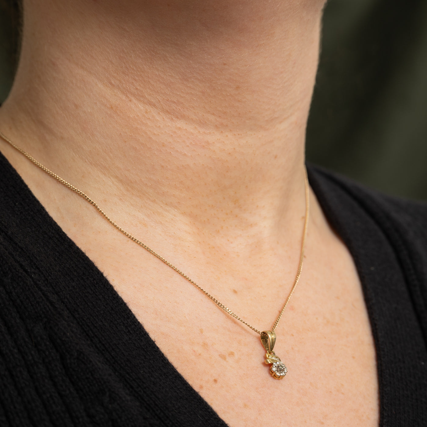 Pendentif en diamants ronds sertis de diamants 14 carats