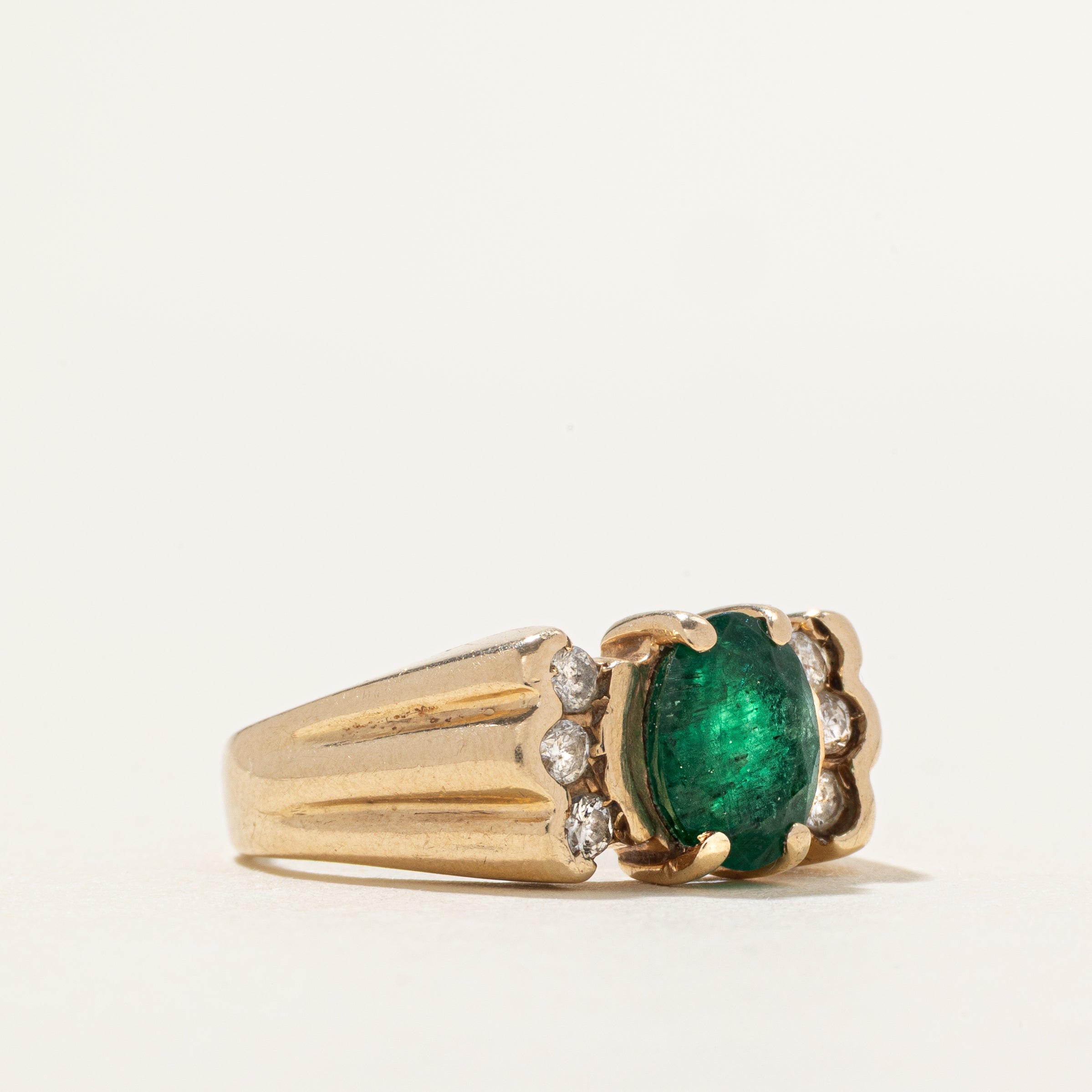 Oval Cut Emerald & Diamond Grooved Ring | 0.97ct, 0.19ctw | SZ 6