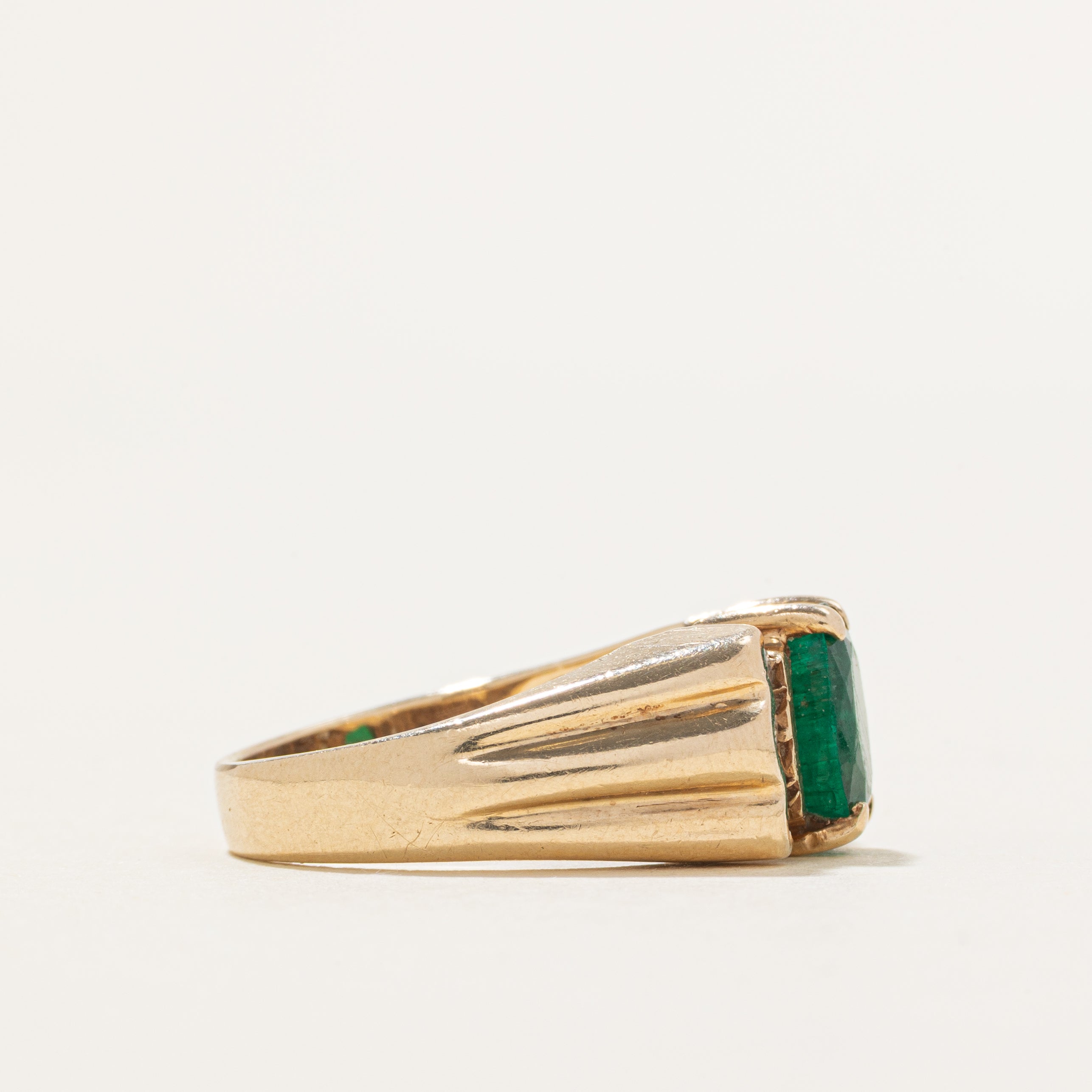 Oval Cut Emerald & Diamond Grooved Ring | 0.97ct, 0.19ctw | SZ 6