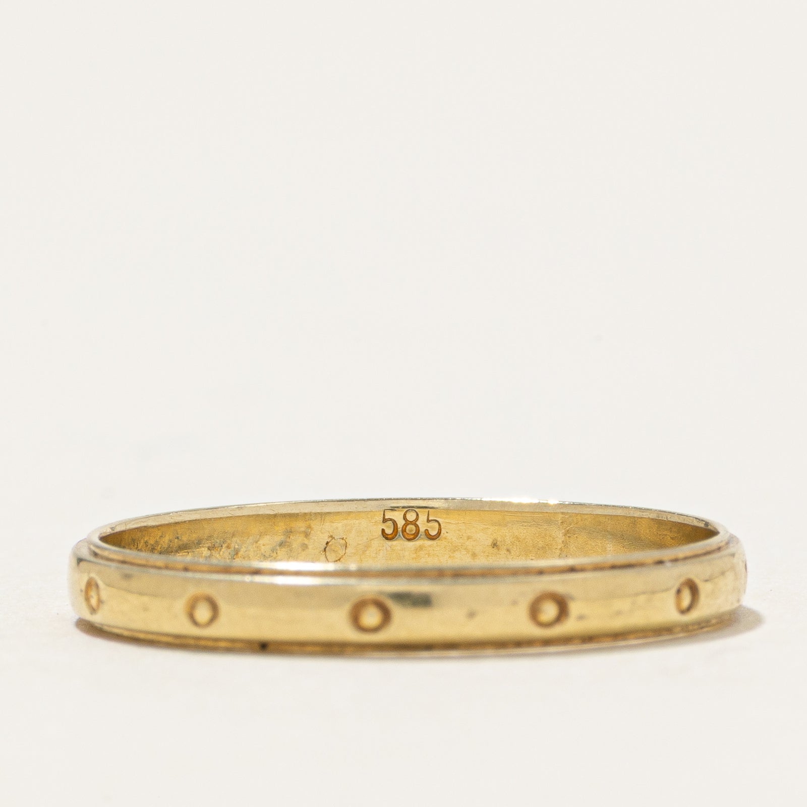 14k Yellow Gold Engraved Thin Band | 2.35mm | SZ 6.75
