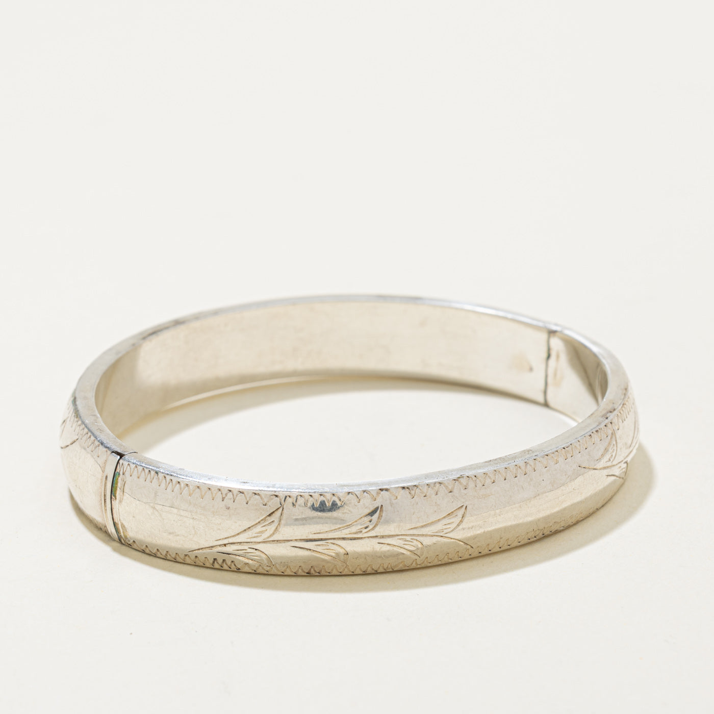 Sterling Silver Leafy Engraved Bangle Bracelet | 7"