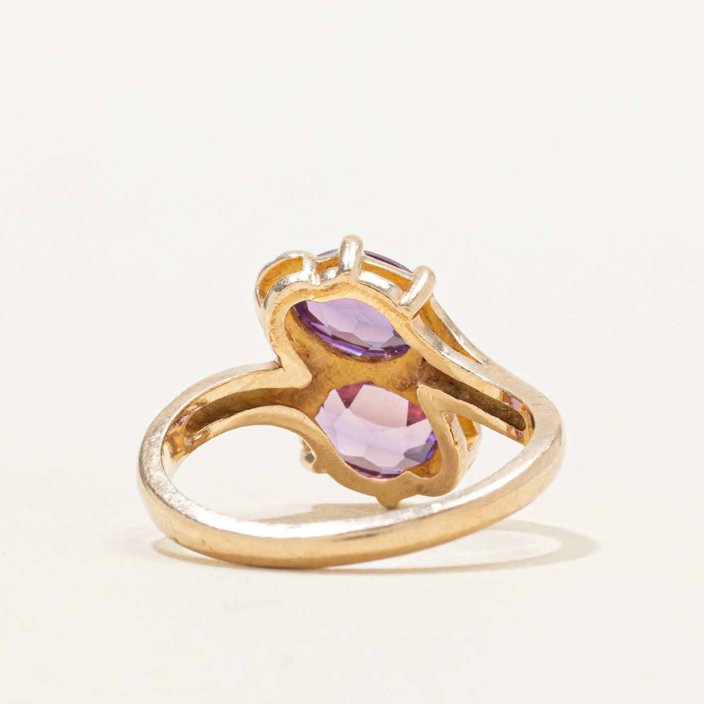 Bague à deux pierres serties de saphirs synthétiques violets | 2,00 ct | Taille 7,25