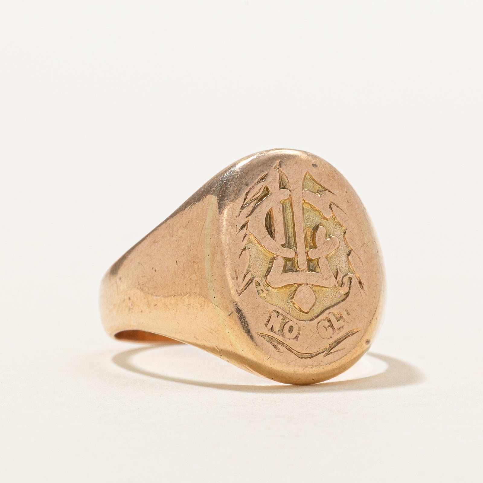 Antique Canadian 10k Yellow Gold Crest Signet Ring | SZ 7.5