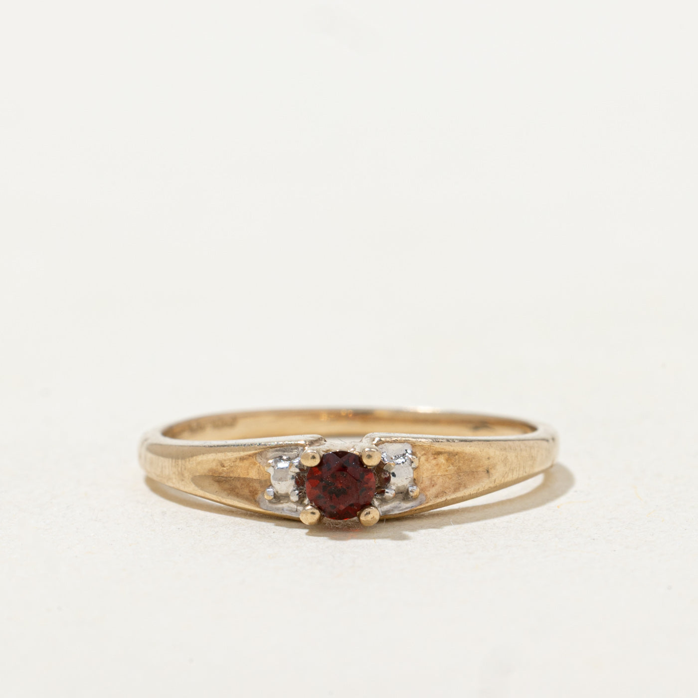 Solitaire Garnet Ring | 0.13ct | SZ 6.75 |
