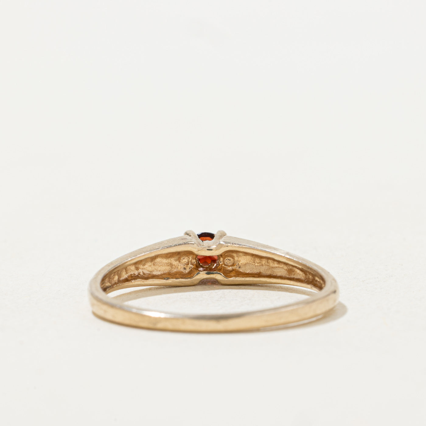 Solitaire Garnet Ring | 0.13ct | SZ 6.75 |