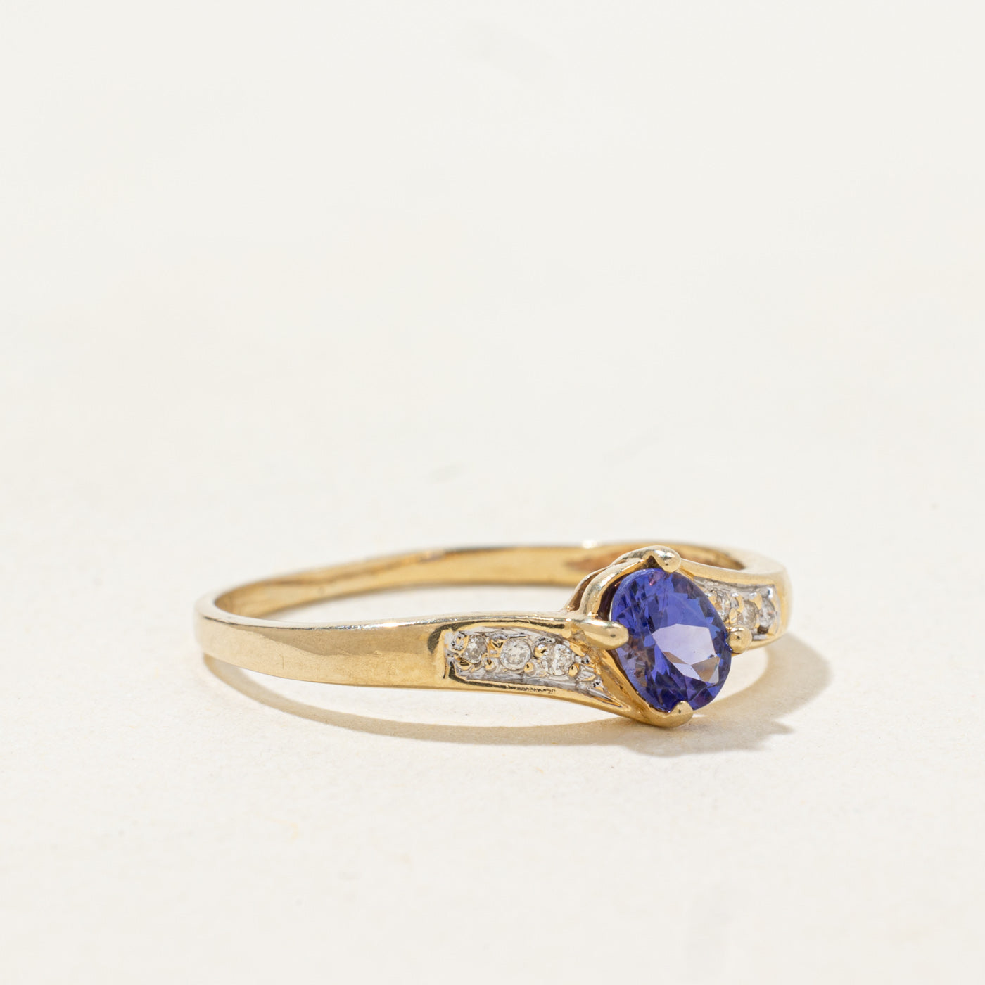 Oval Cut Tanzanite & Diamond Bypass Ring | 0.3ct, 0.03ctw | SZ 6.75 |