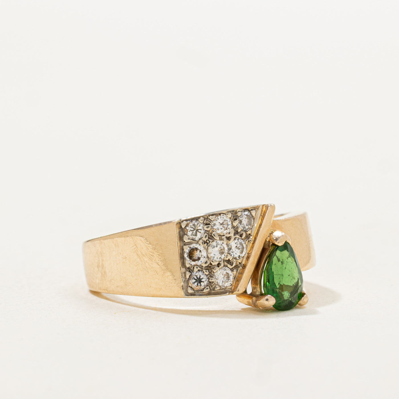 Pear Cut Emerald & Diamond Geometric Ring | 0.46ct, 0.24ctw | SZ 9.0 |