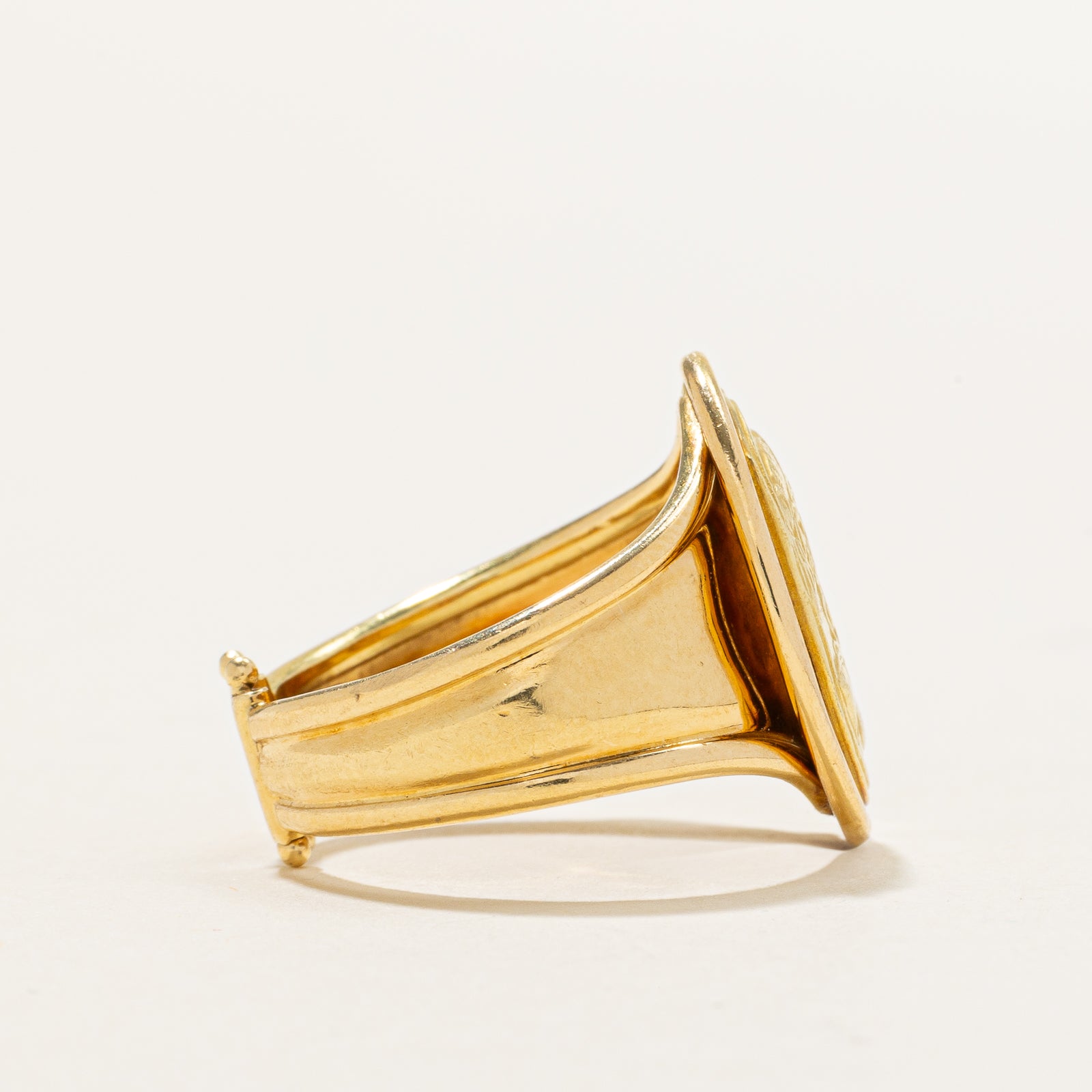 Italian 18k Yellow Gold Cameo Signet Ring | SZ 6