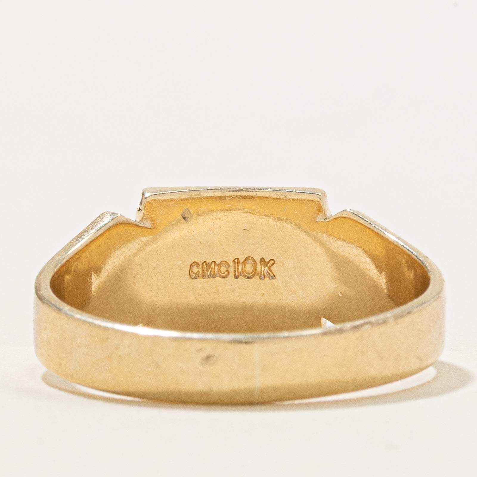 10k Yellow Gold Plain Signet Ring | SZ 8