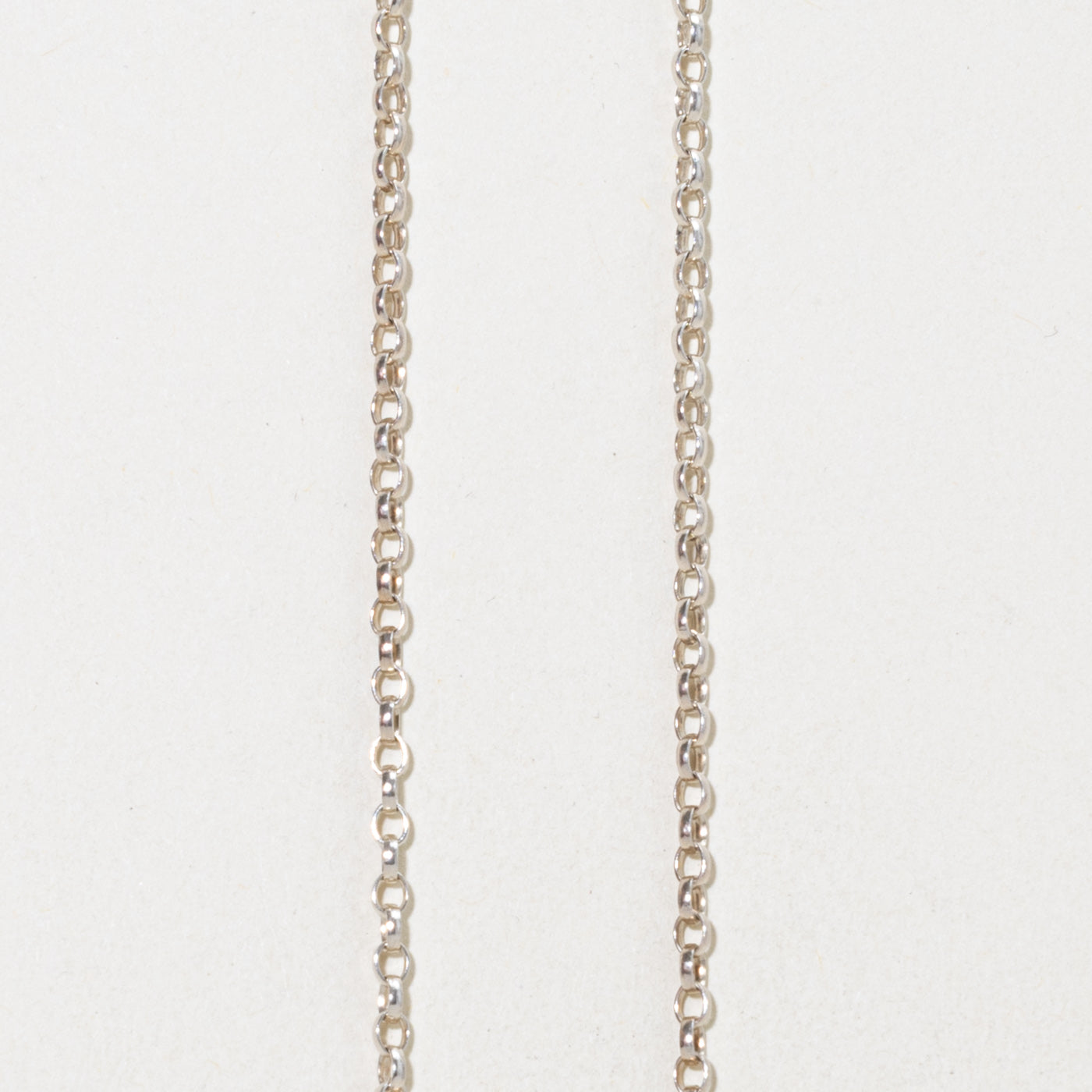 1992 Edinburgh Cross Circle Pendant Necklace | 19"