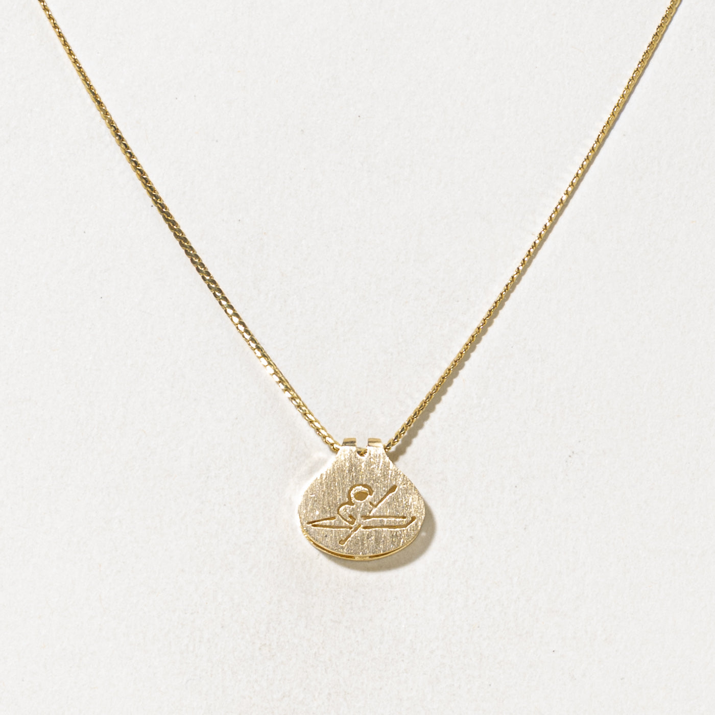 14k Yellow Gold Engraved Kayaker Pendant Necklace | 19.5"