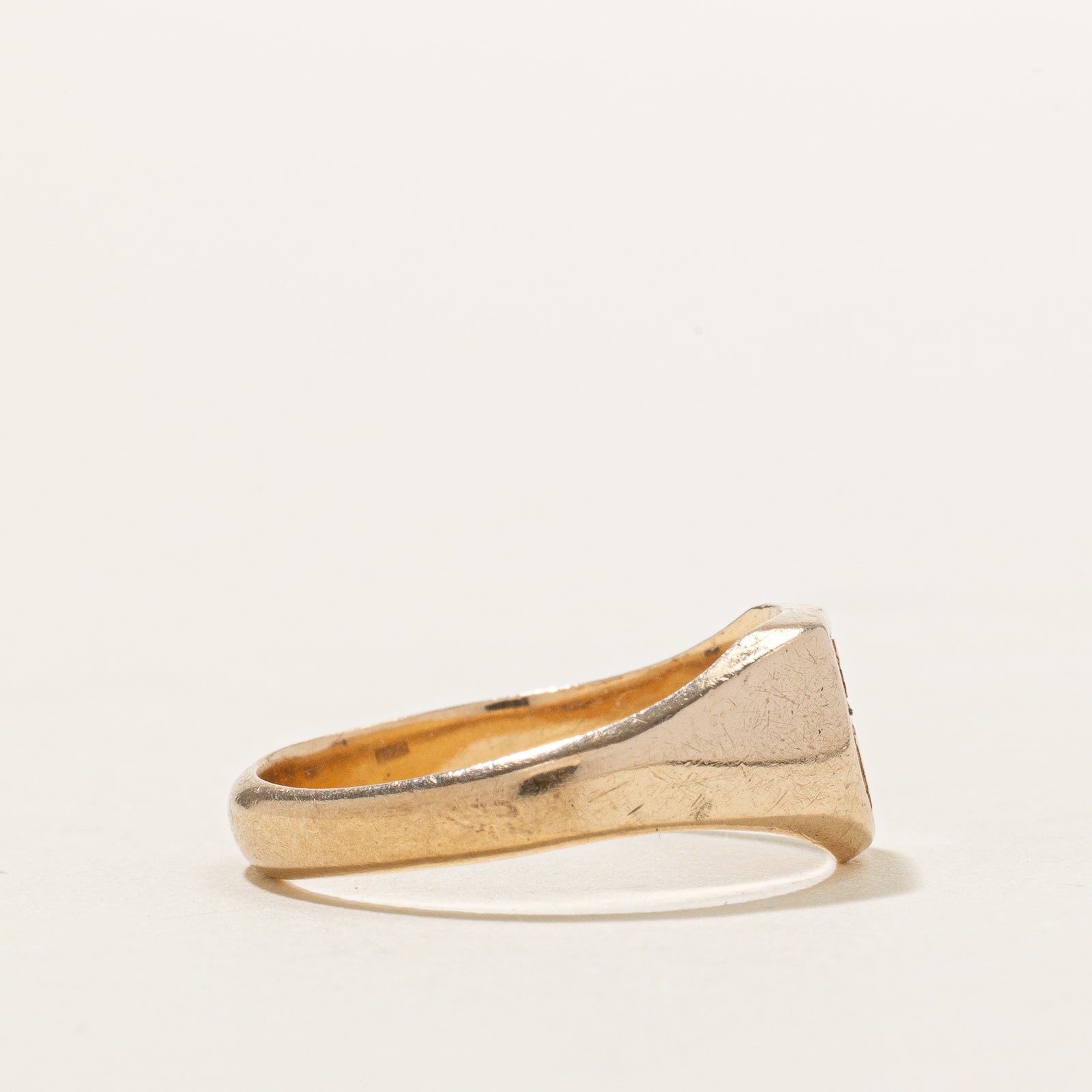 10k Yellow Gold Oil Lamp Embossed Signet Ring | SZ 6.5