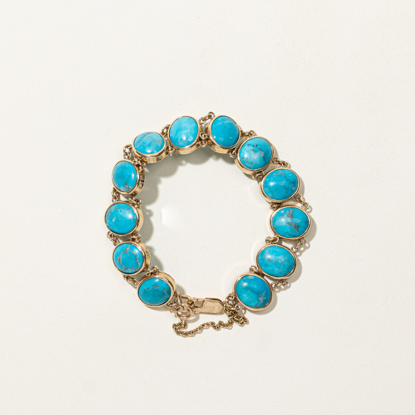 Turquoise & Howlite Gemstone Bracelet | 32.0ctw |
