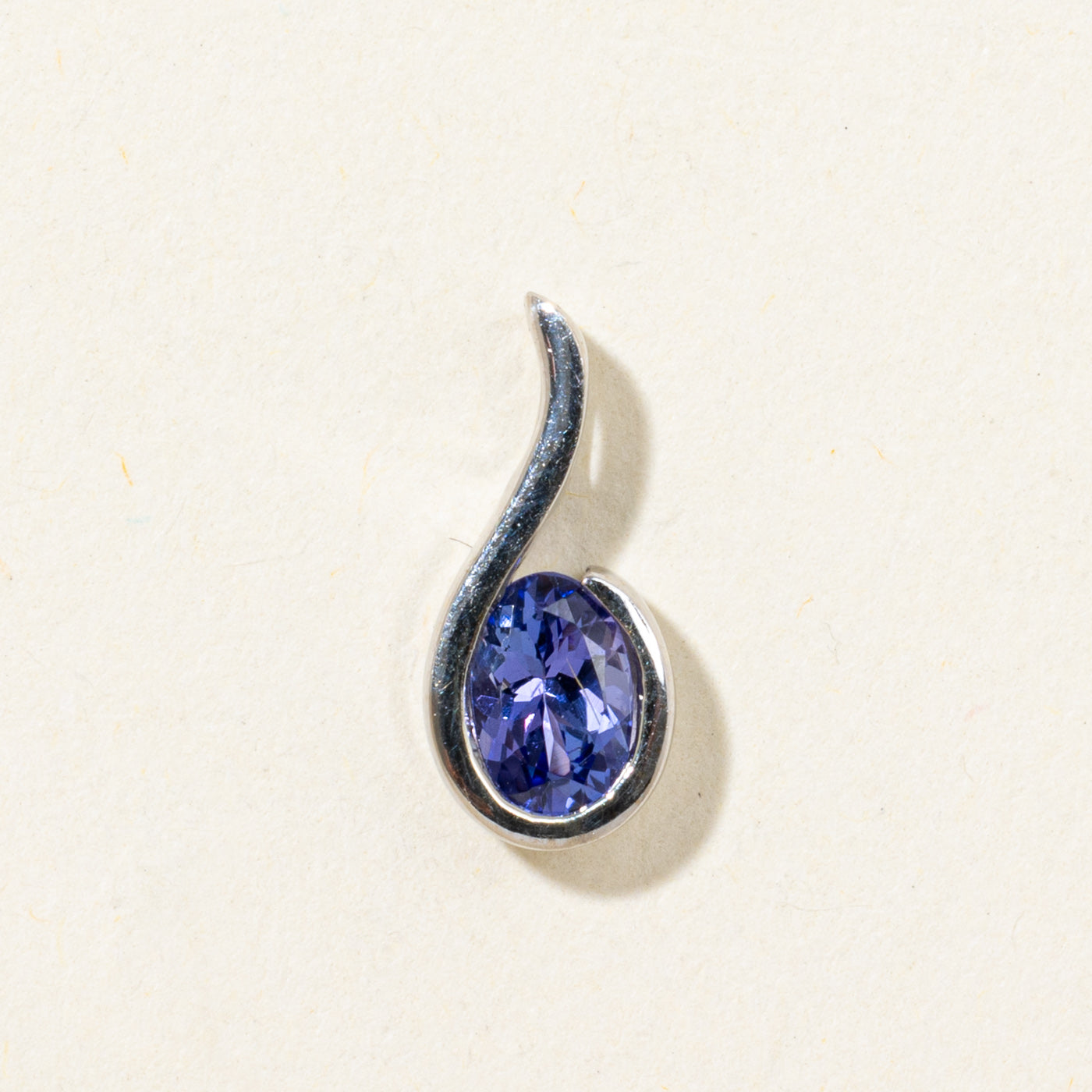 Bezel Set Tanzanite Pendant | 0.5ct |
