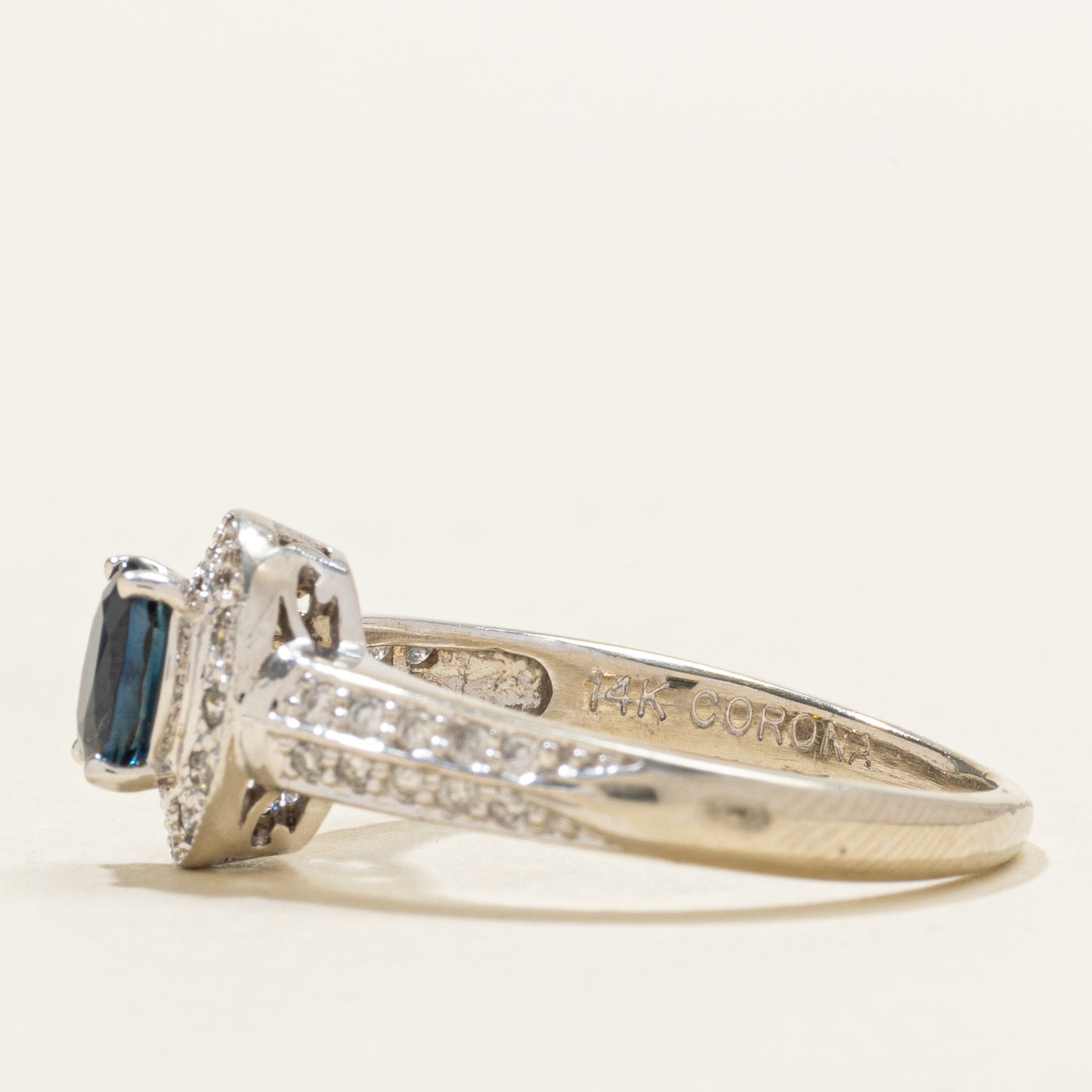 Oval Cut Sapphire & Diamond Halo Ring | SZ 7.25