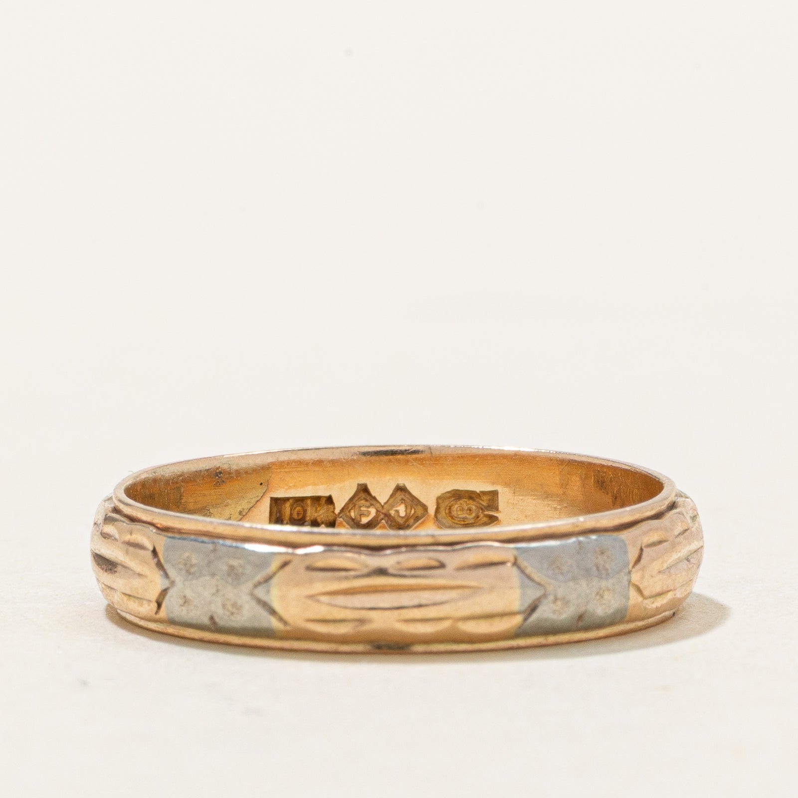 Vintage Canadian 10k Two Tone Gold Engraved Band | 4mm | SZ 6.5