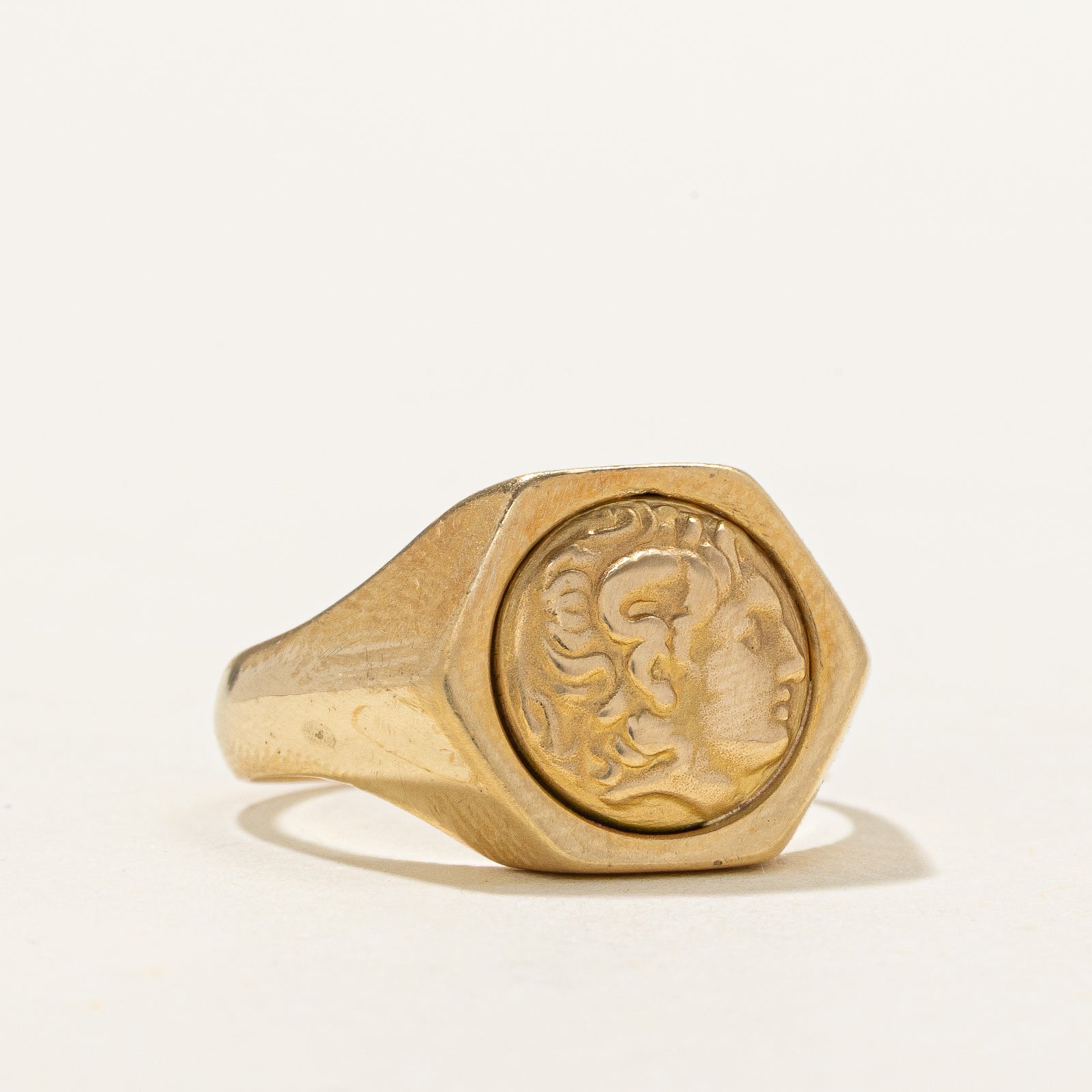 18K Yellow Gold Cameo Hexagonal Signet Ring | SZ 4