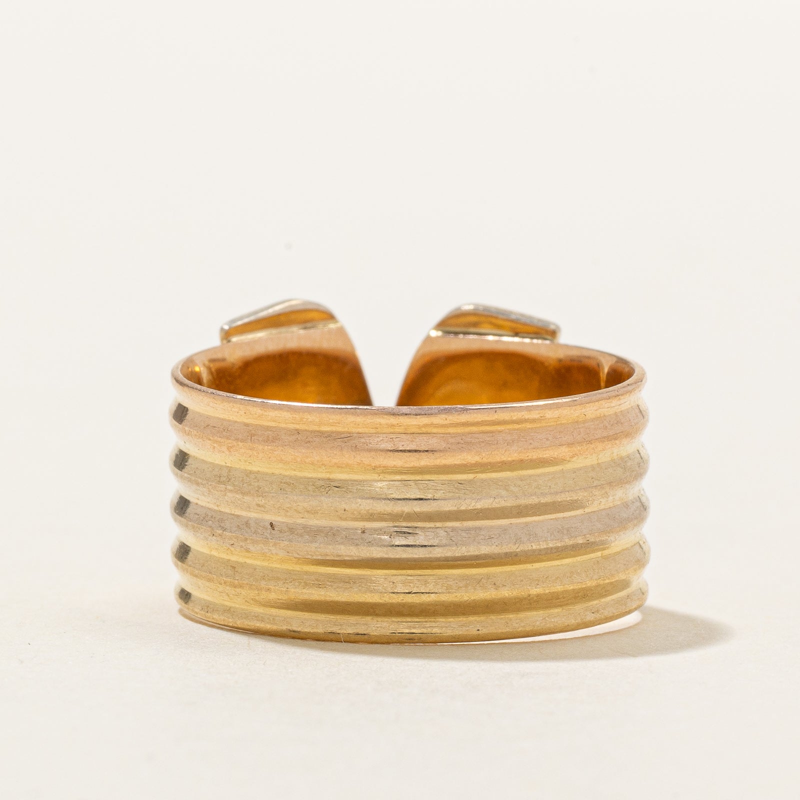 18k Yellow Gold Grooved Gap Ring | SZ 6.5