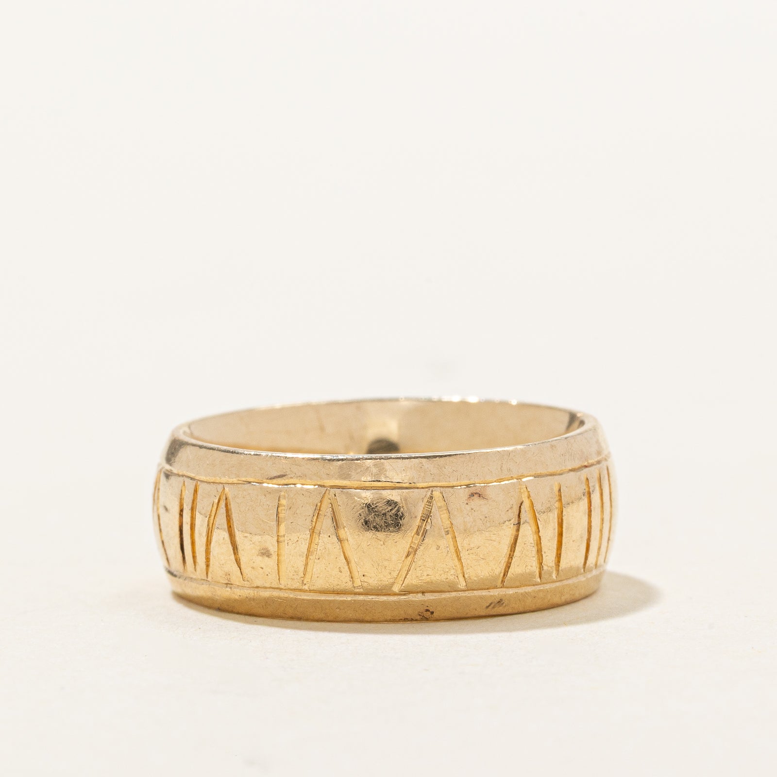 14k Yellow Gold Roman Numeral Cigar Band | SZ 5.25
