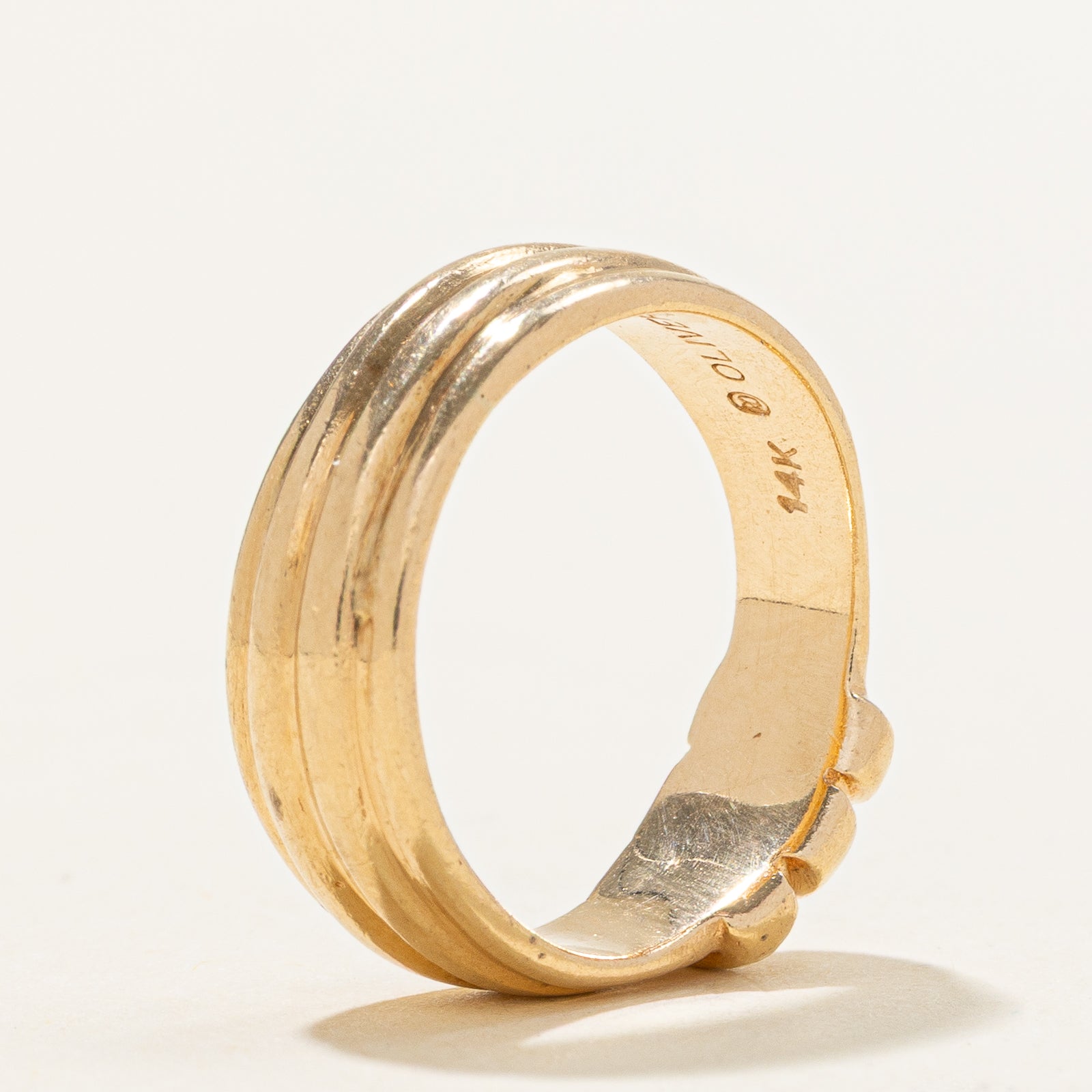 14k Yellow Gold Grooved & Fluted Band | SZ 4