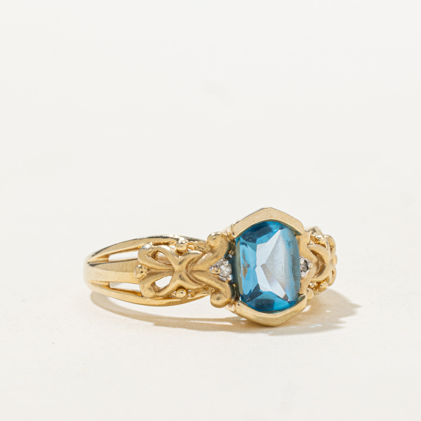 Oval Cut Tapaz & Diamond Ornate Ring | 1.51ct, 0.01ctw | SZ 10.0 |