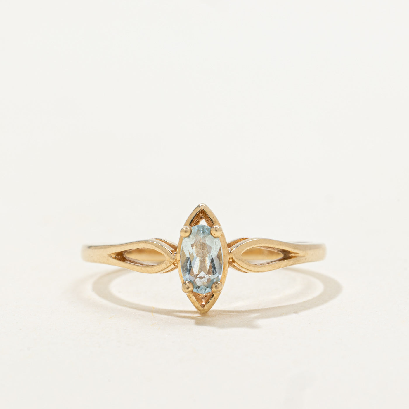 Bague en aigue-marine canadienne taille ovale marquise | 0,18 ct | Taille 6,25 |