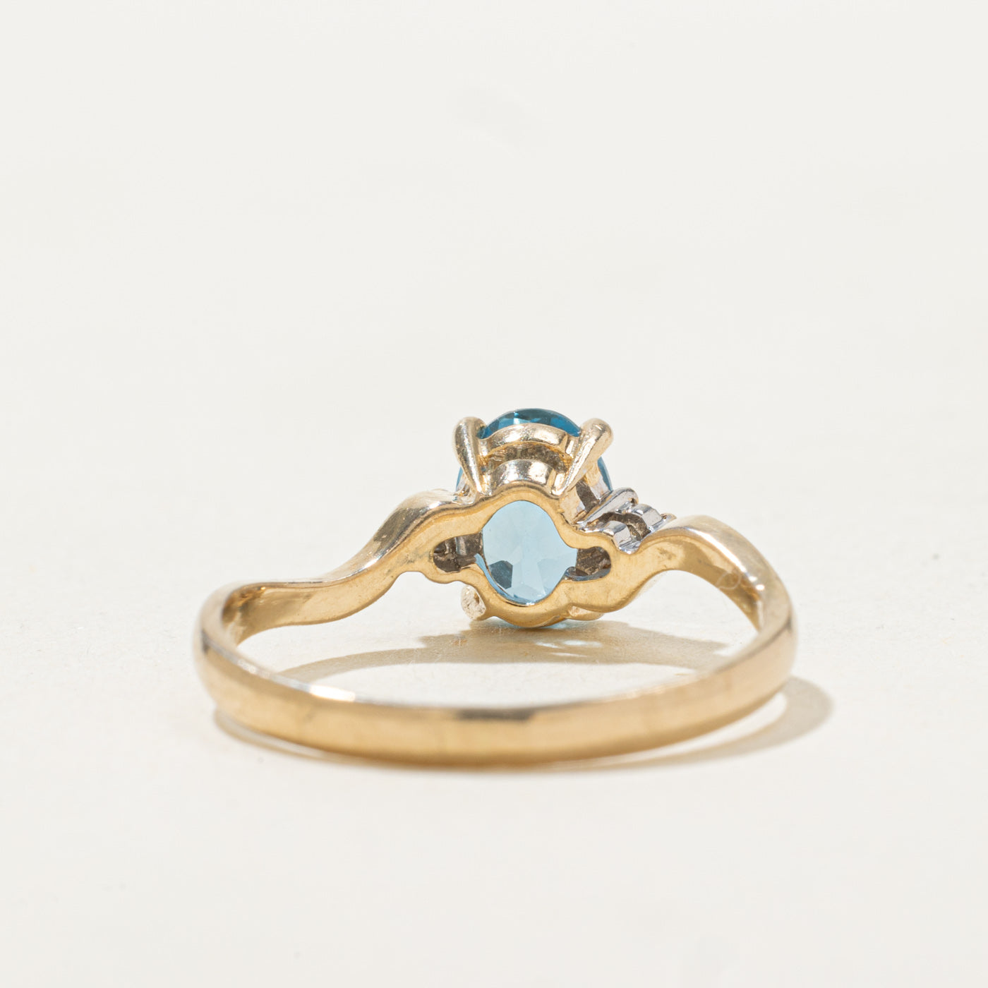 Oval Cut Topaz & Diamond Ring | 0.91ct, 0.03ctw | SZ 6.0 |