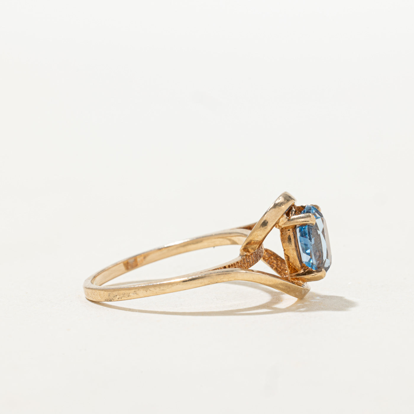 Bague contour en spinelle synthétique | 1,53 ct | Taille 7,0 |