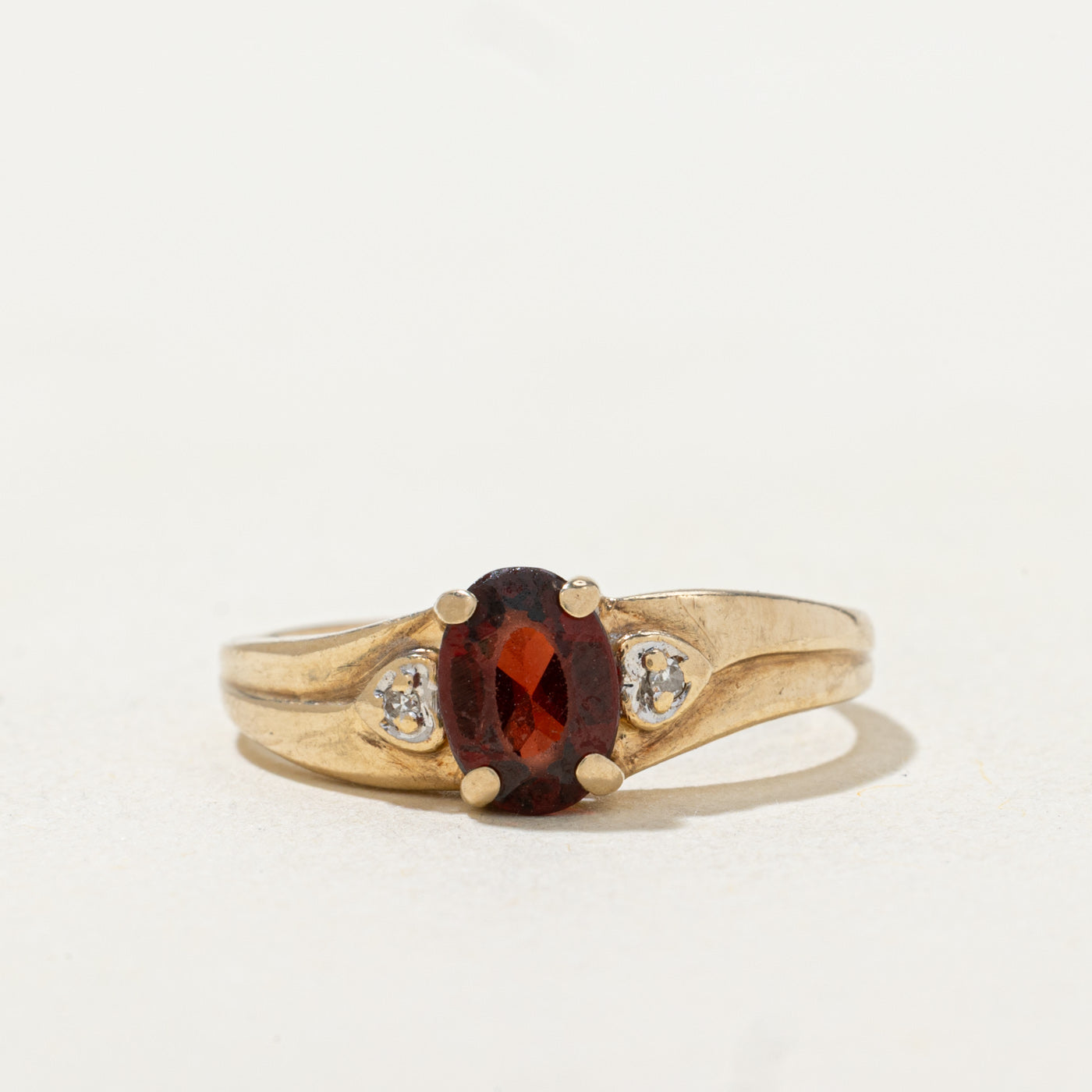Garnet & Diamond Wave Ring | 0.79ct | 0.01ctw | SZ 6.0 |