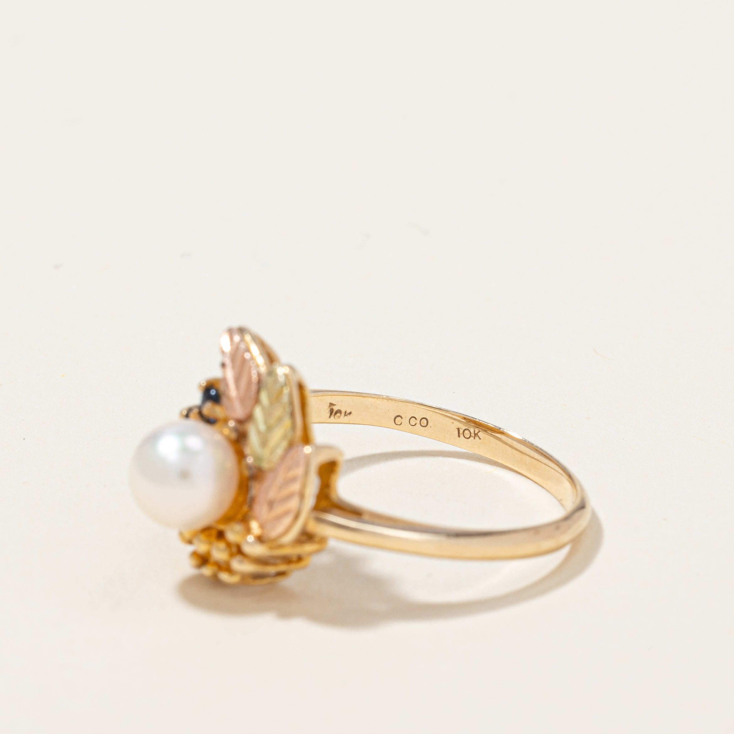 Black Hills Gold' Cultured Pearl & Sapphire Ring | 0.06ctw | SZ 7.5 |
