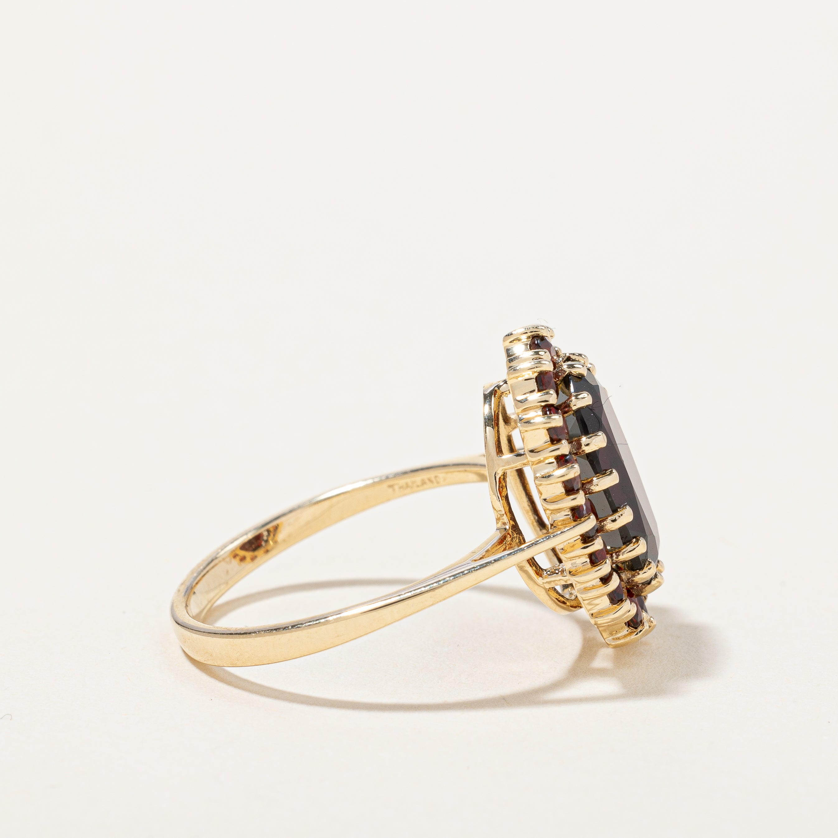 Bague cocktail en grenat | 3,60 ct | Taille 8,75 |