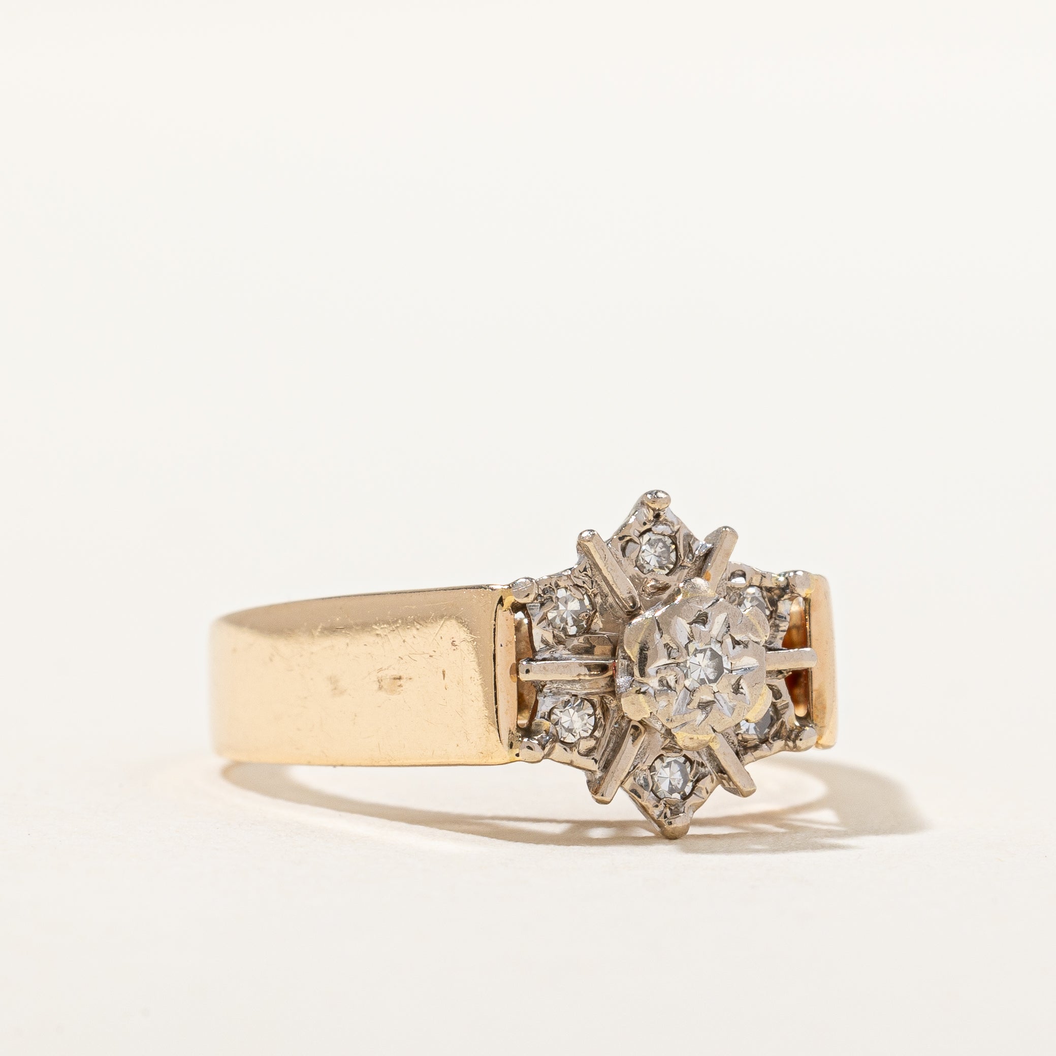 Vintage Six Point Diamond Cluster Ring | 0.08 ctw, SZ 5.5 |