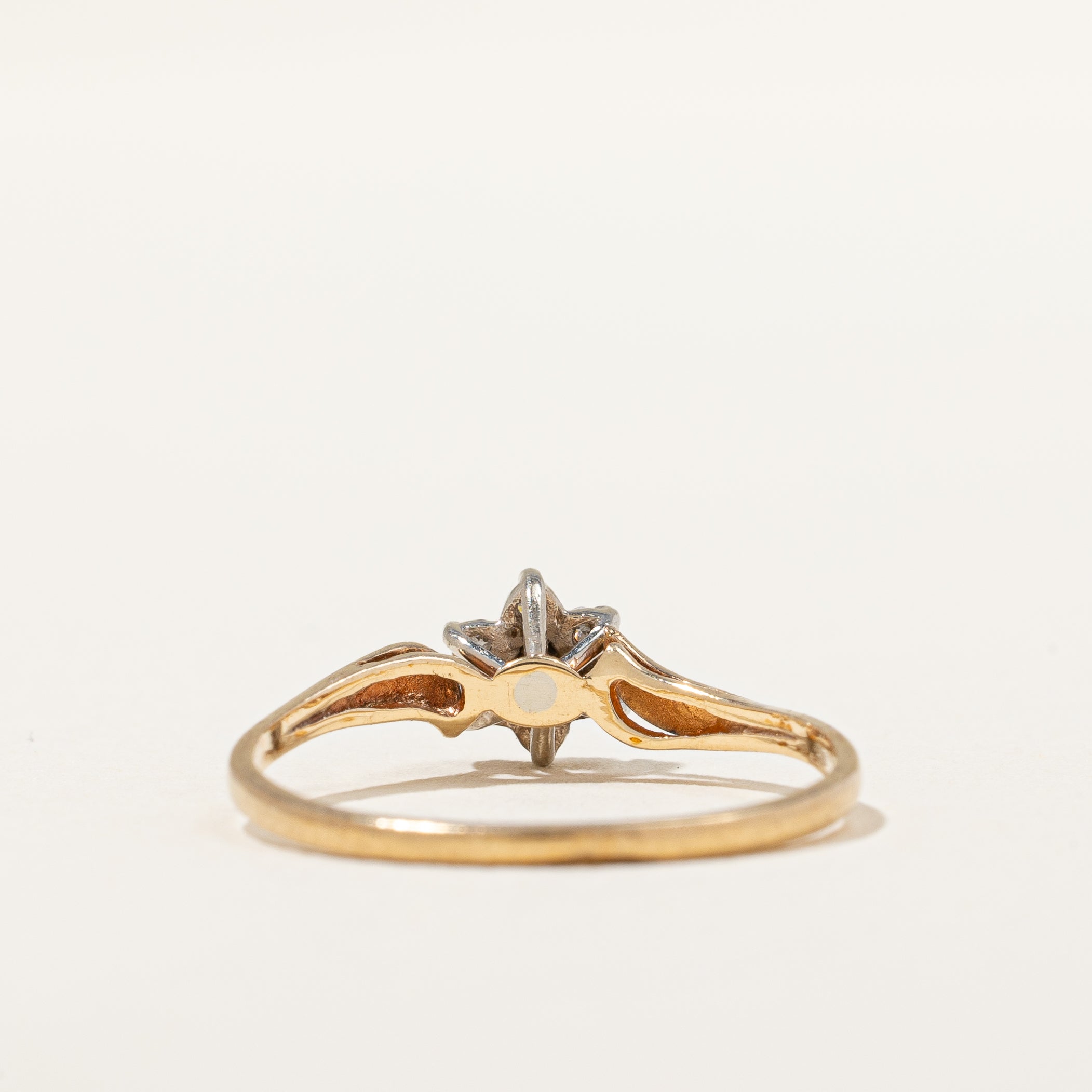 Petite Diamond Flower Ring | 0.07 ct, SZ 6.5 |