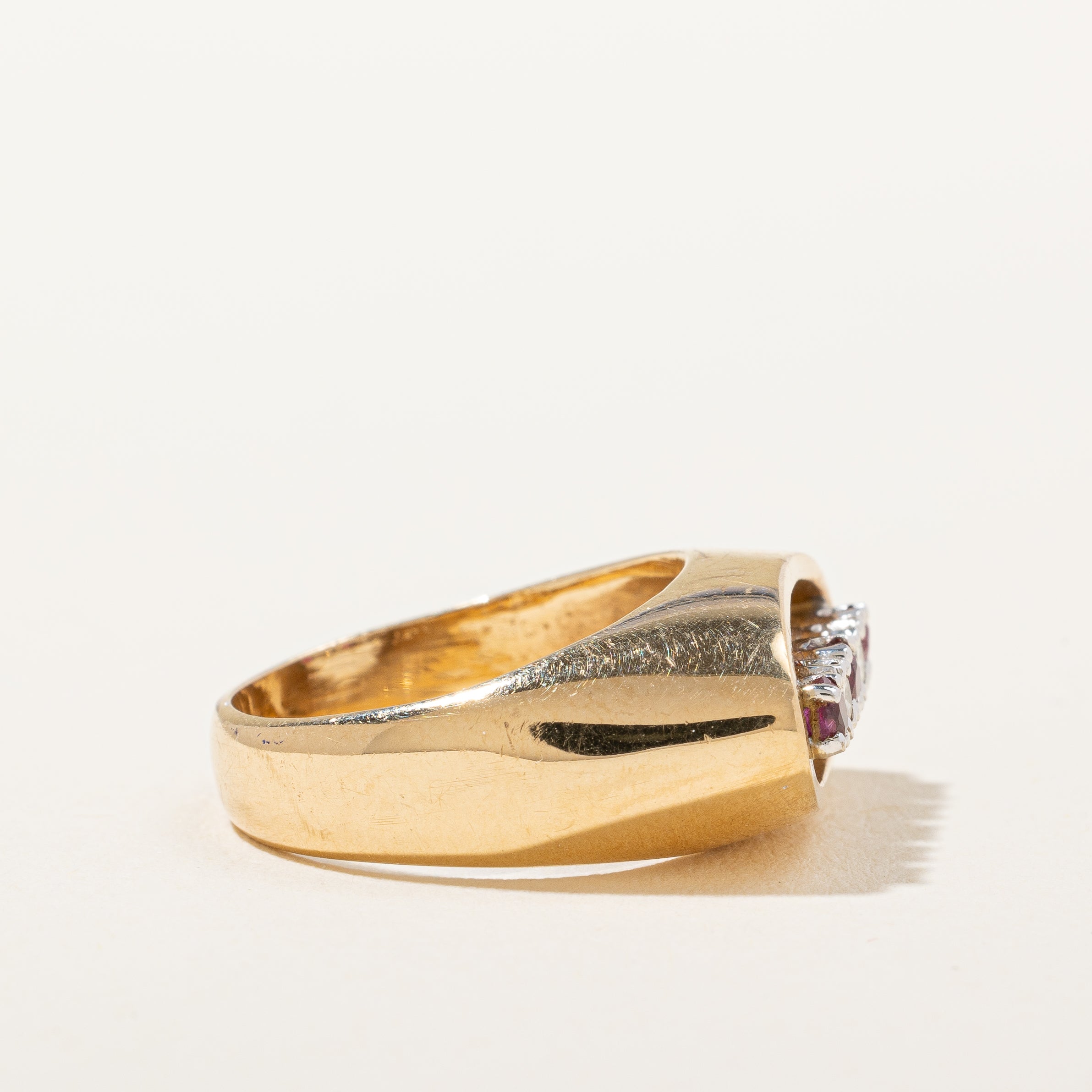 Open Oval Diamond & Ruby Ring | 0.10 ctw, SZ 5.5 |