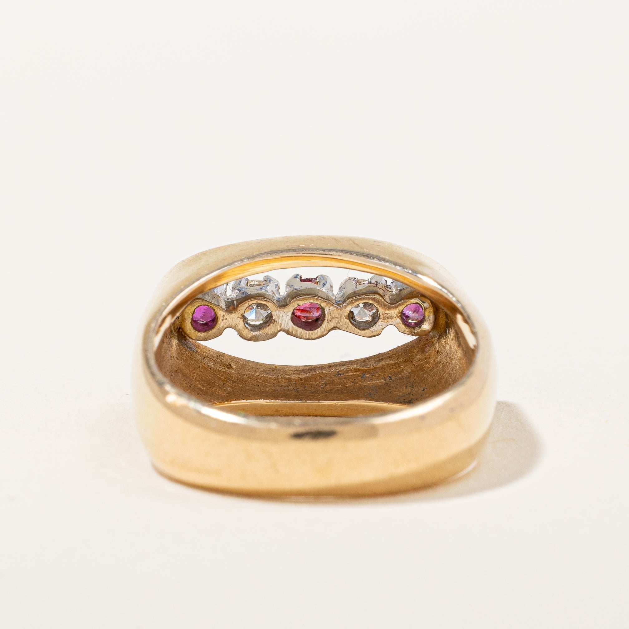 Open Oval Diamond & Ruby Ring | 0.10 ctw, SZ 5.5 |