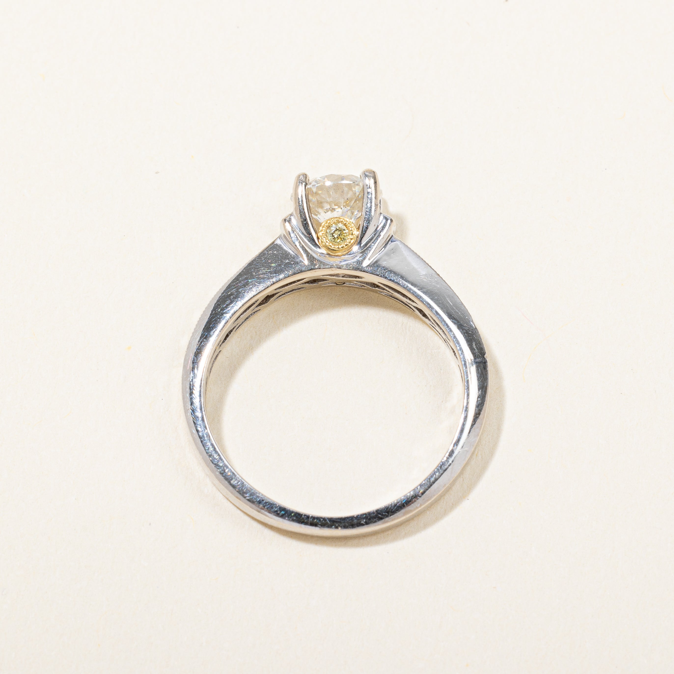 'Simon G' EGL Round Brilliant Diamond Engagement Ring | 0.91ctw VS2 G | SZ 4.5