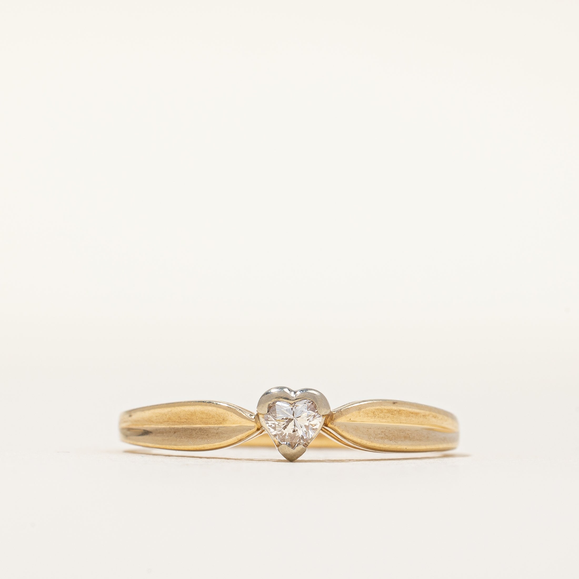 Heart Cut Diamond Ring | 0.13ct | SZ 7.25 |