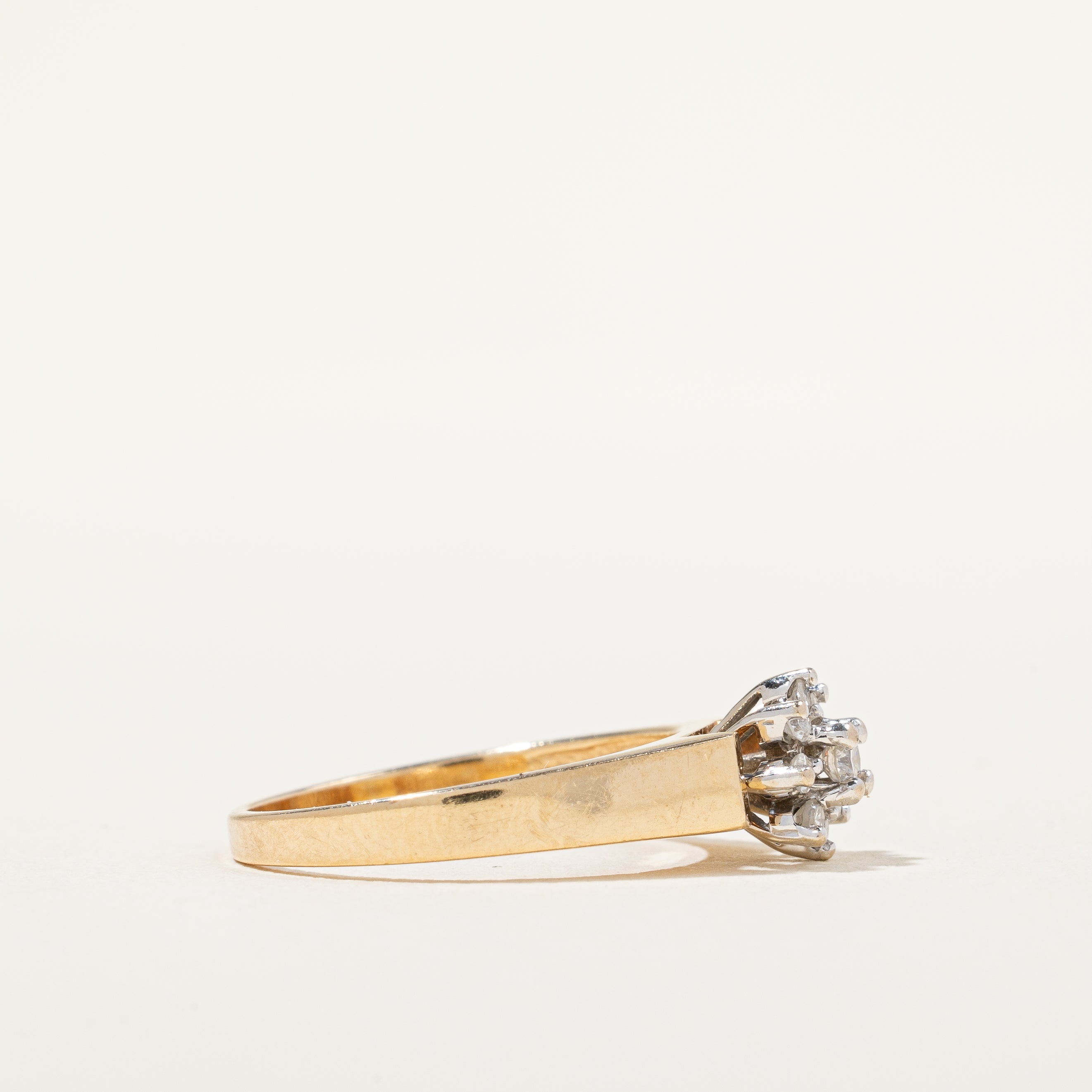 14K Floral Cluster Diamond Ring | 0.13ctw | SZ 6.25 |