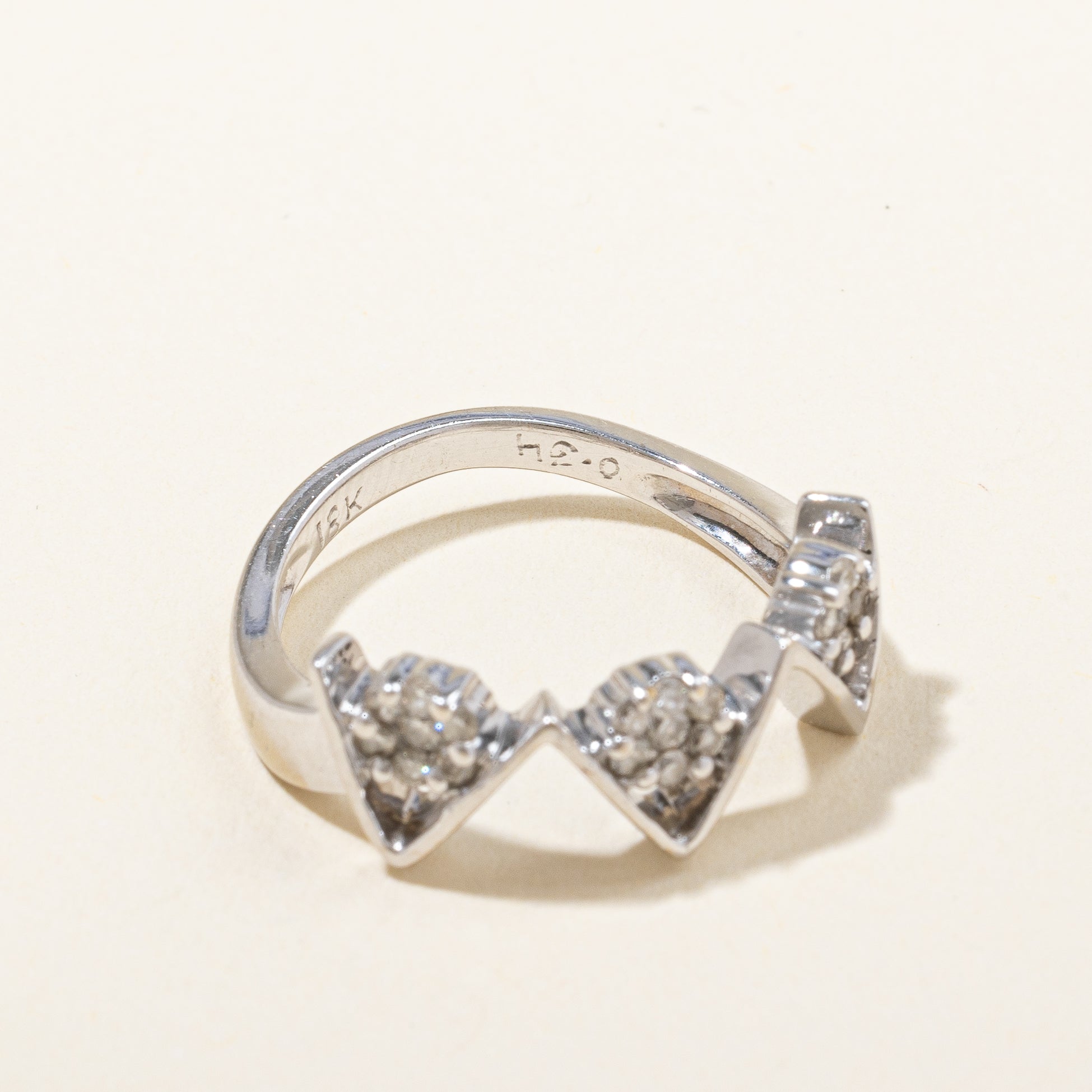 Floral Diamond Chevron Band | 0.21 ctw, SZ 6.5 |