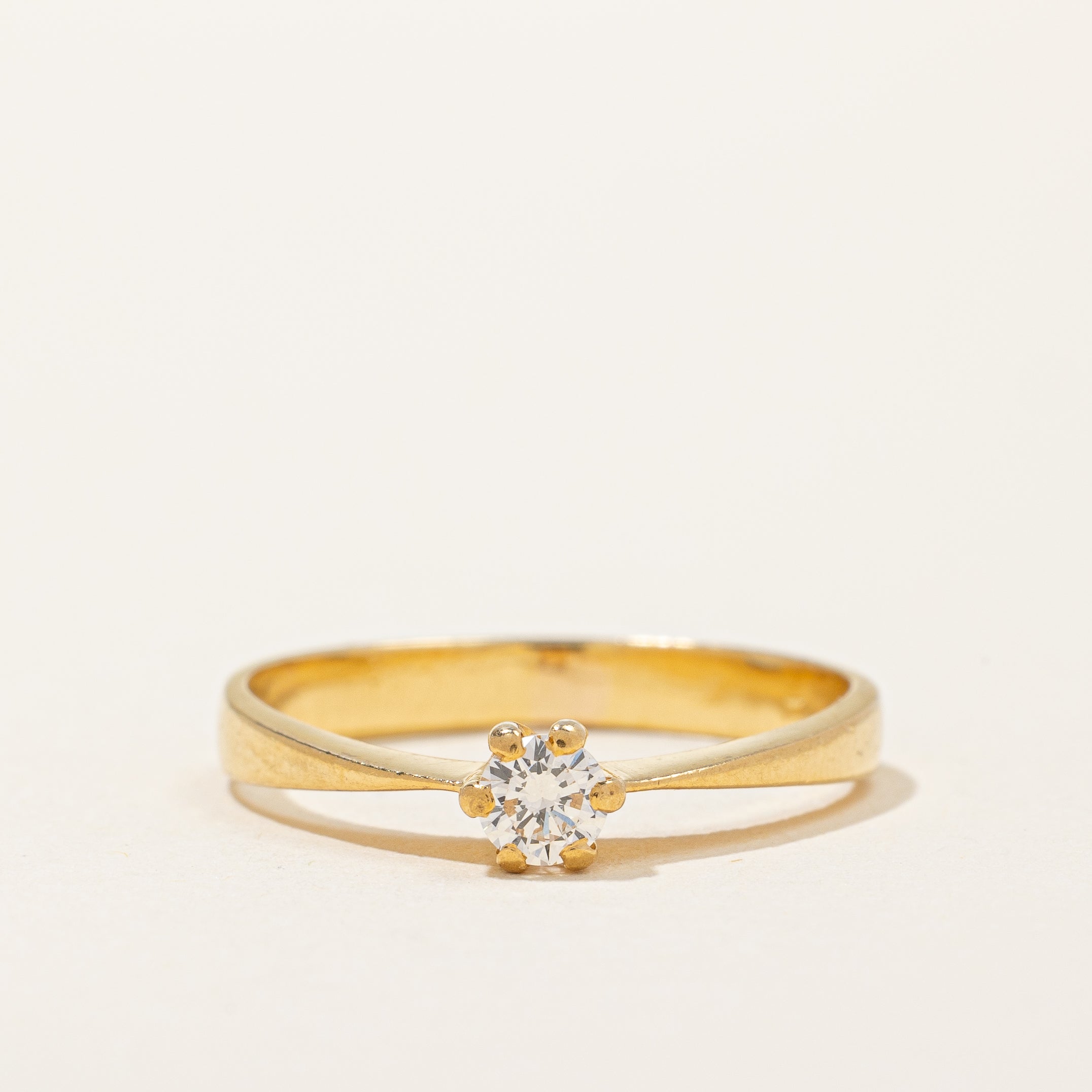 Bague solitaire en diamant à six griffes, petite taille | 0,15 ct, taille 6 |