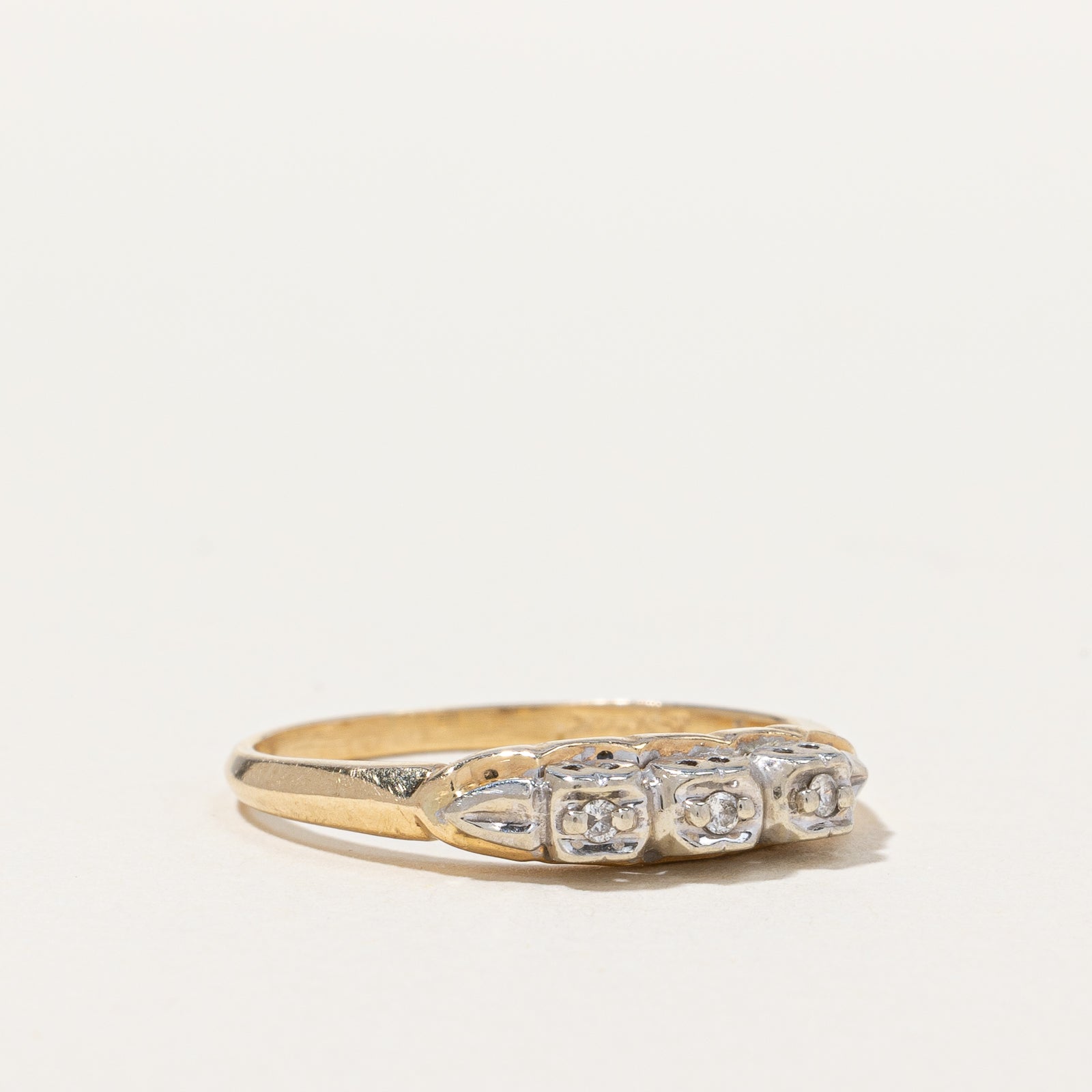 Retro Three Stone Ring | 0.03 ctw, SZ 7.5 |
